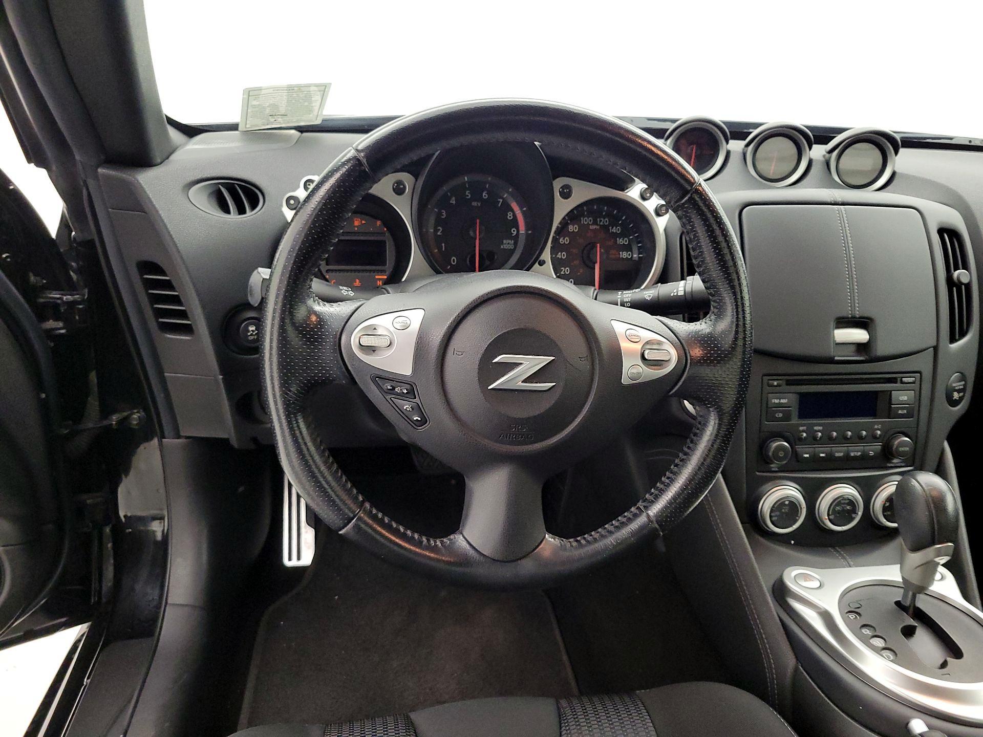 Thumbnail: 2015 Nissan Z - 10