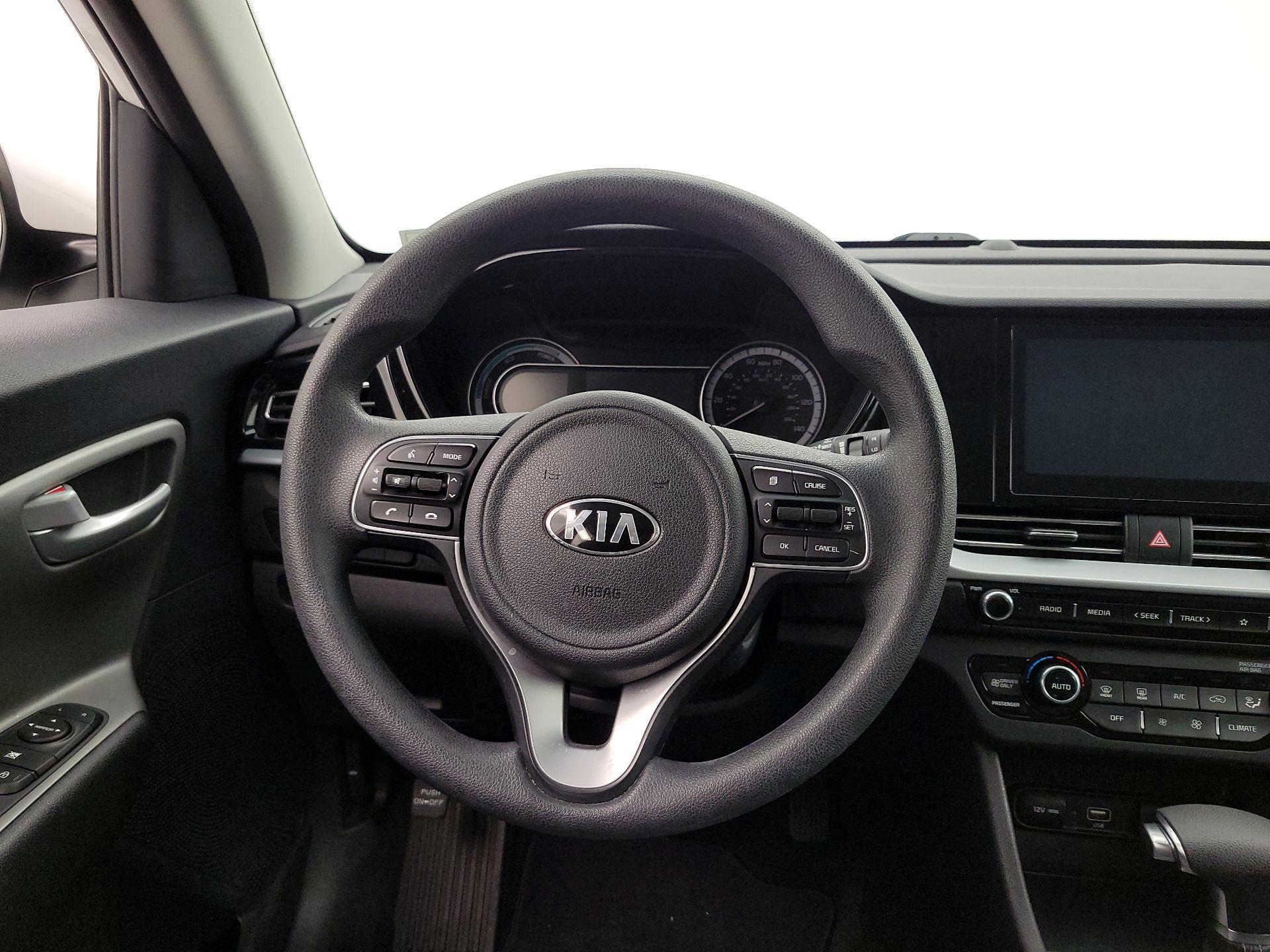 Thumbnail: 2021 Kia Niro - 10