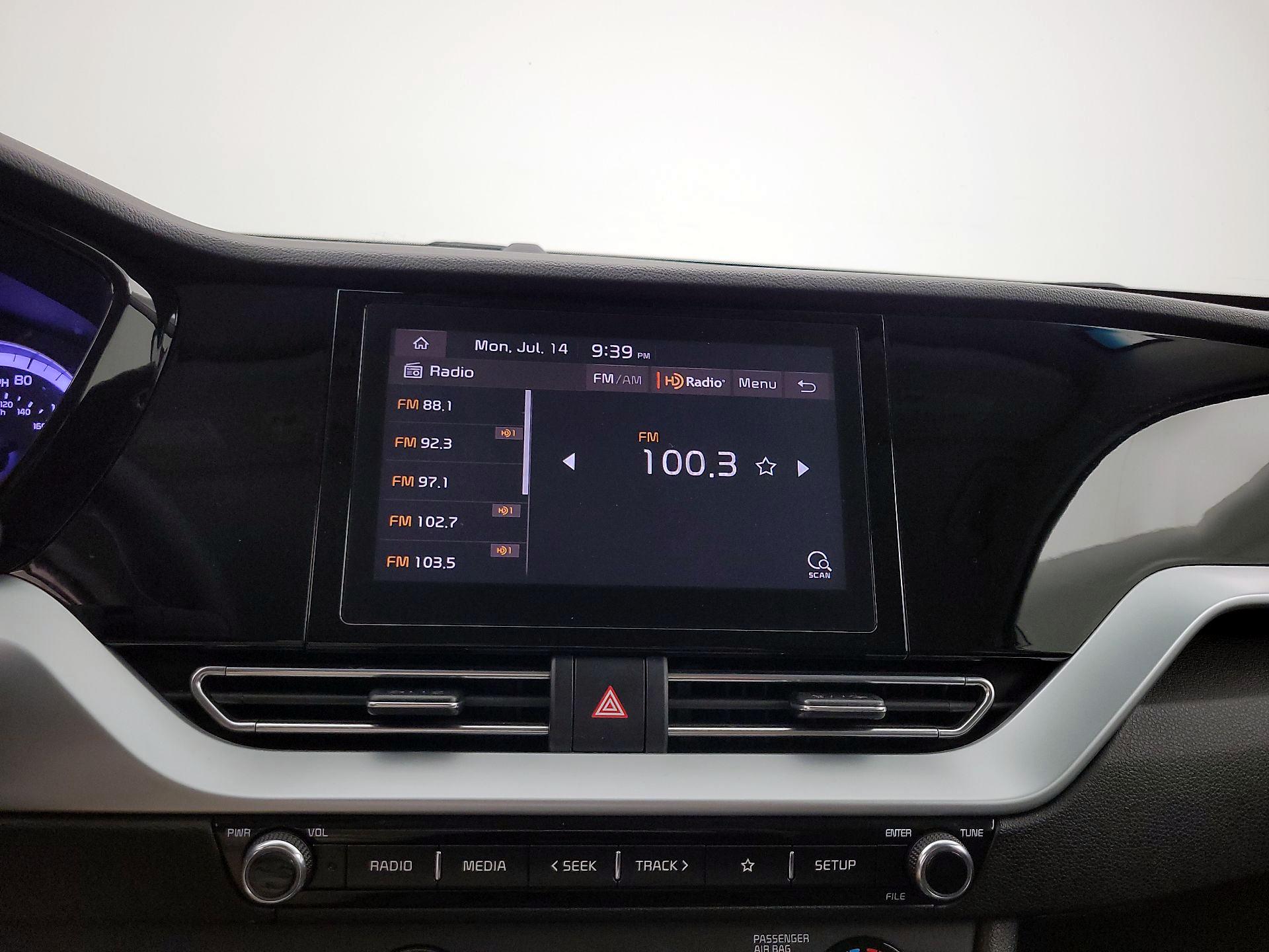 Thumbnail: 2021 Kia Niro - 15