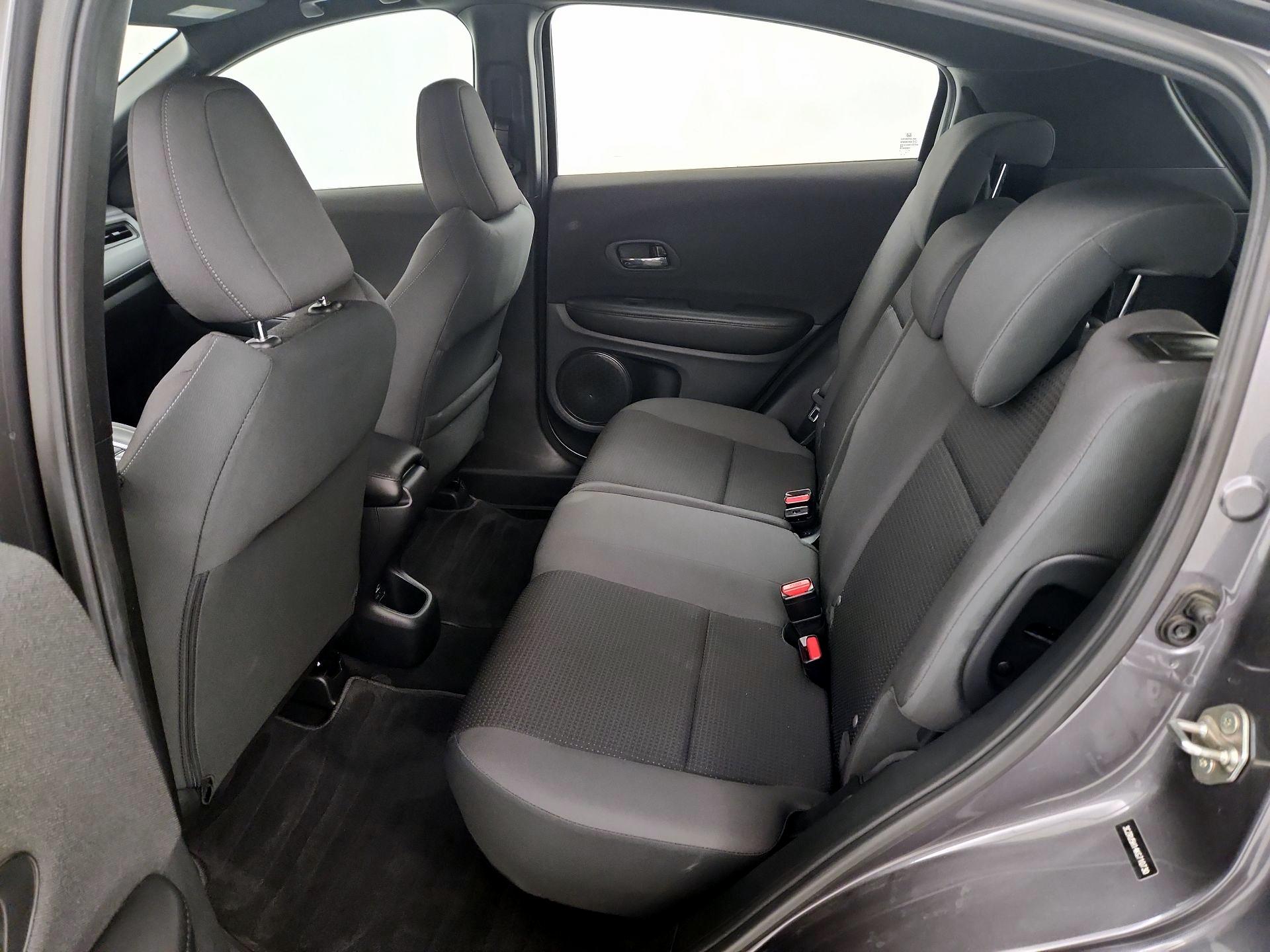 Thumbnail: 2019 Honda HR-V - 19