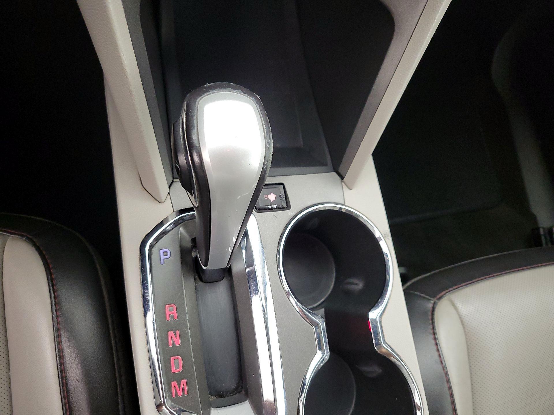 Thumbnail: 2013 GMC Terrain - 17