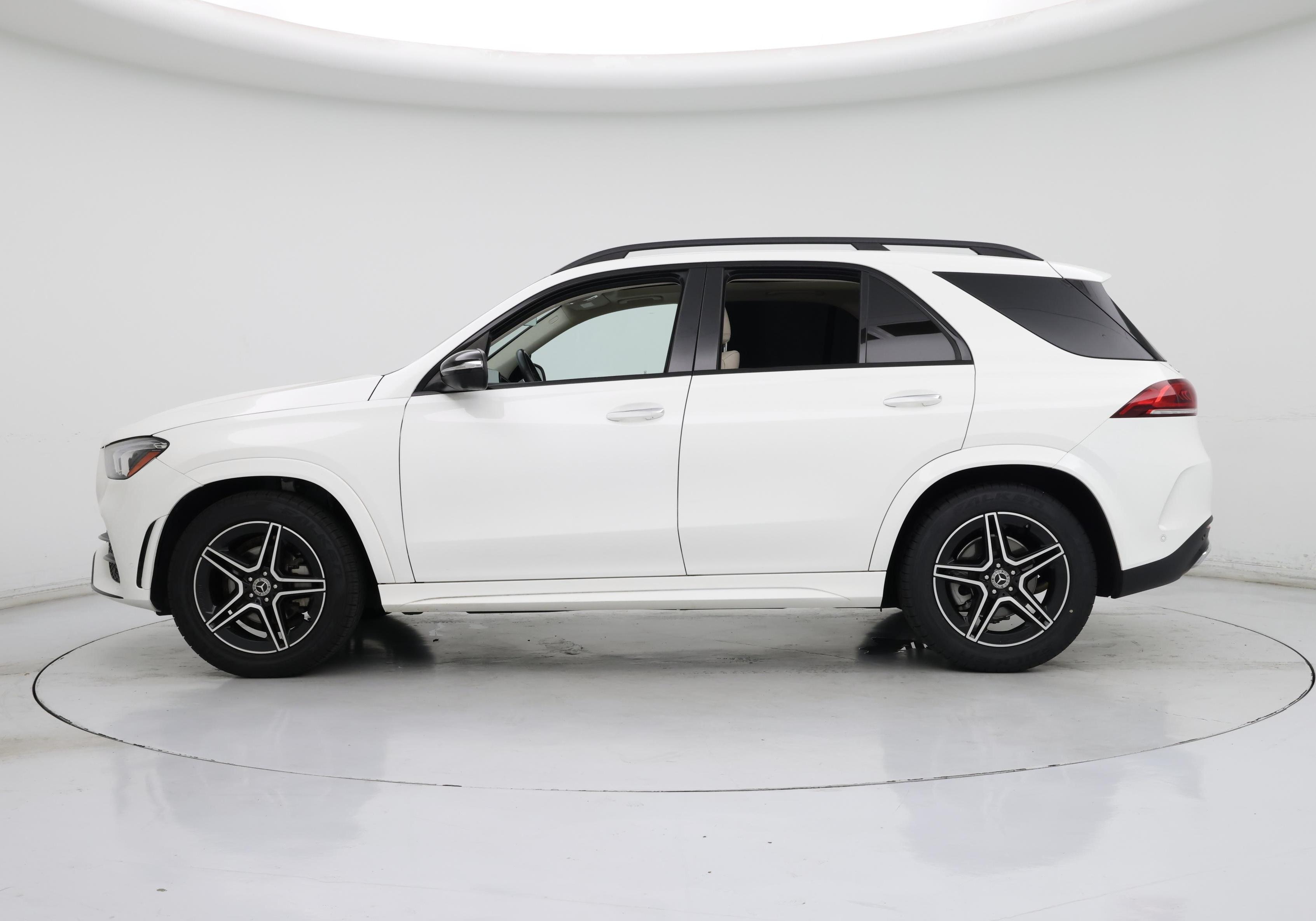 Thumbnail: 2022 Mercedes-Benz GLE - 3