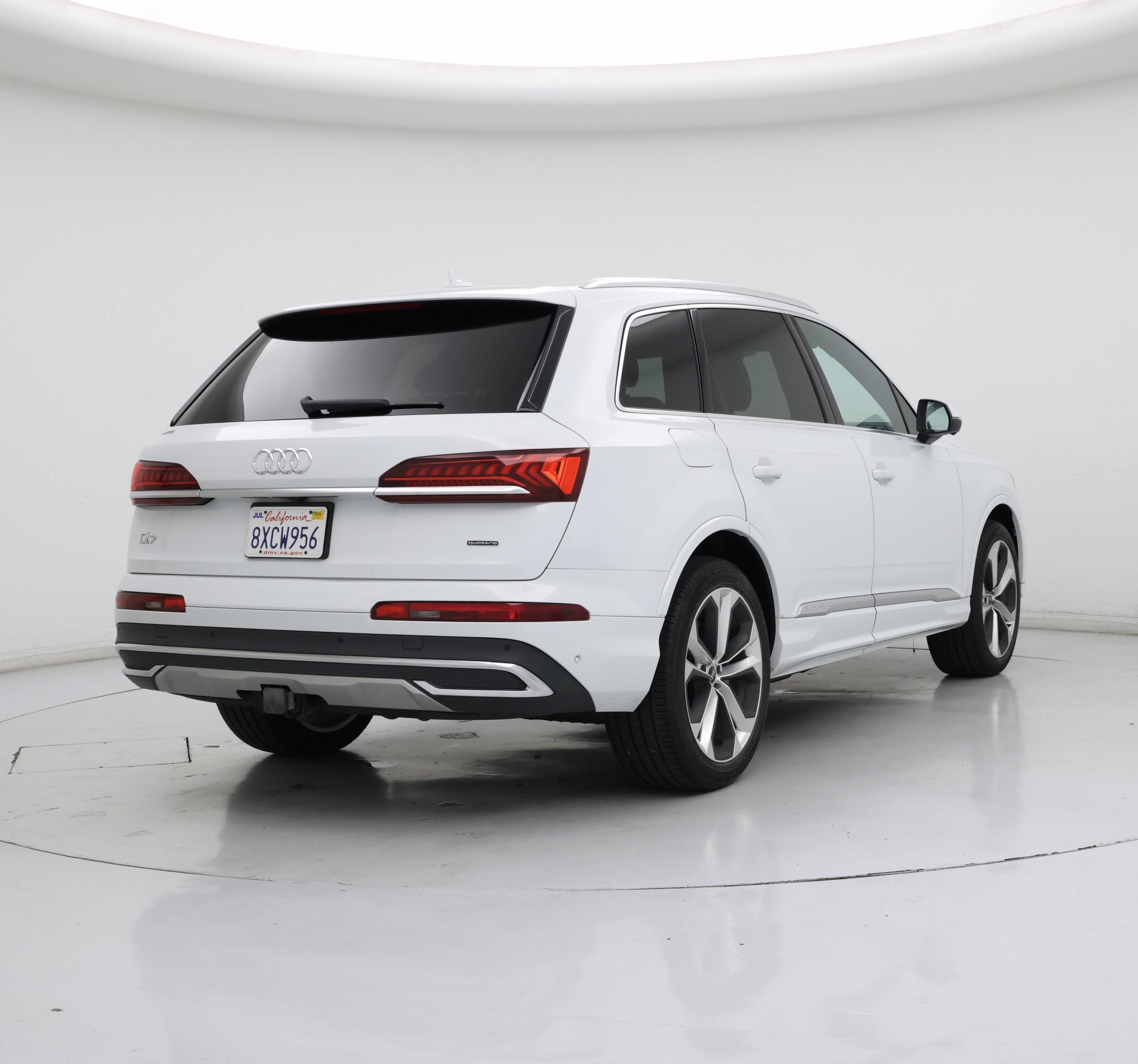 Thumbnail: 2021 Audi Q7 - 8