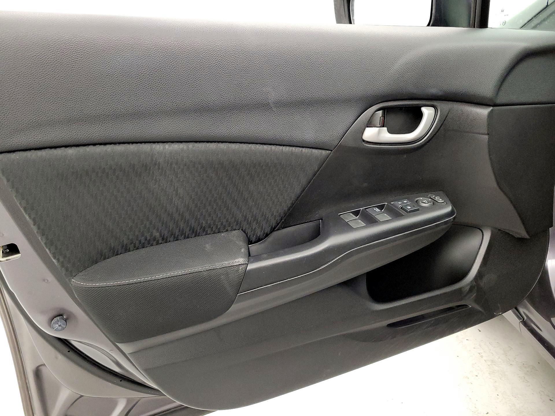 Thumbnail: 2015 Honda Civic - 12