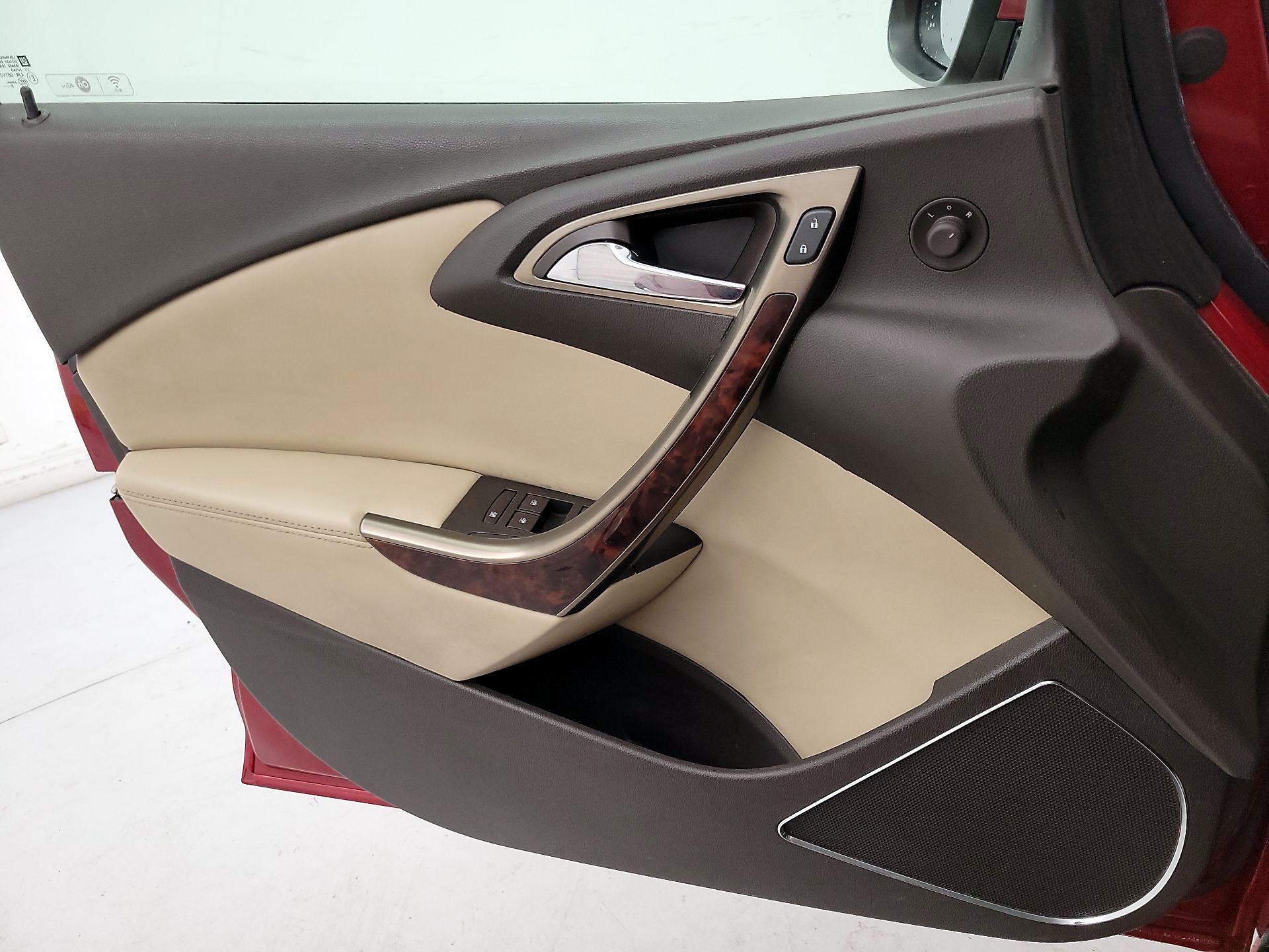Thumbnail: 2016 Buick Verano - 12