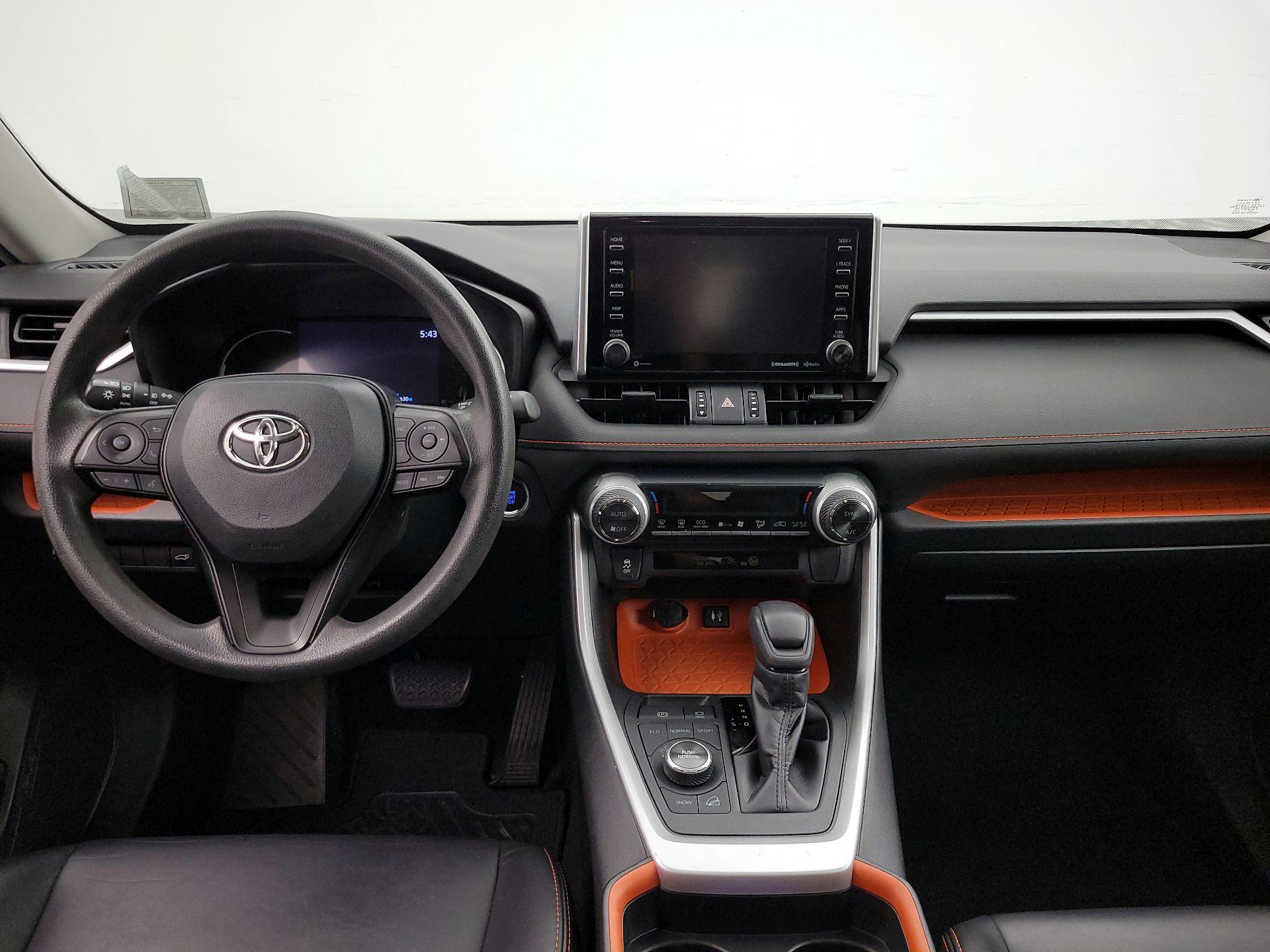 Thumbnail: 2019 Toyota RAV4 - 9