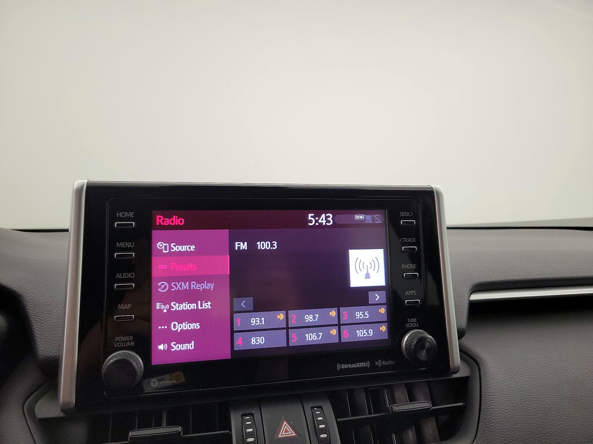 Thumbnail: 2019 Toyota RAV4 - 15