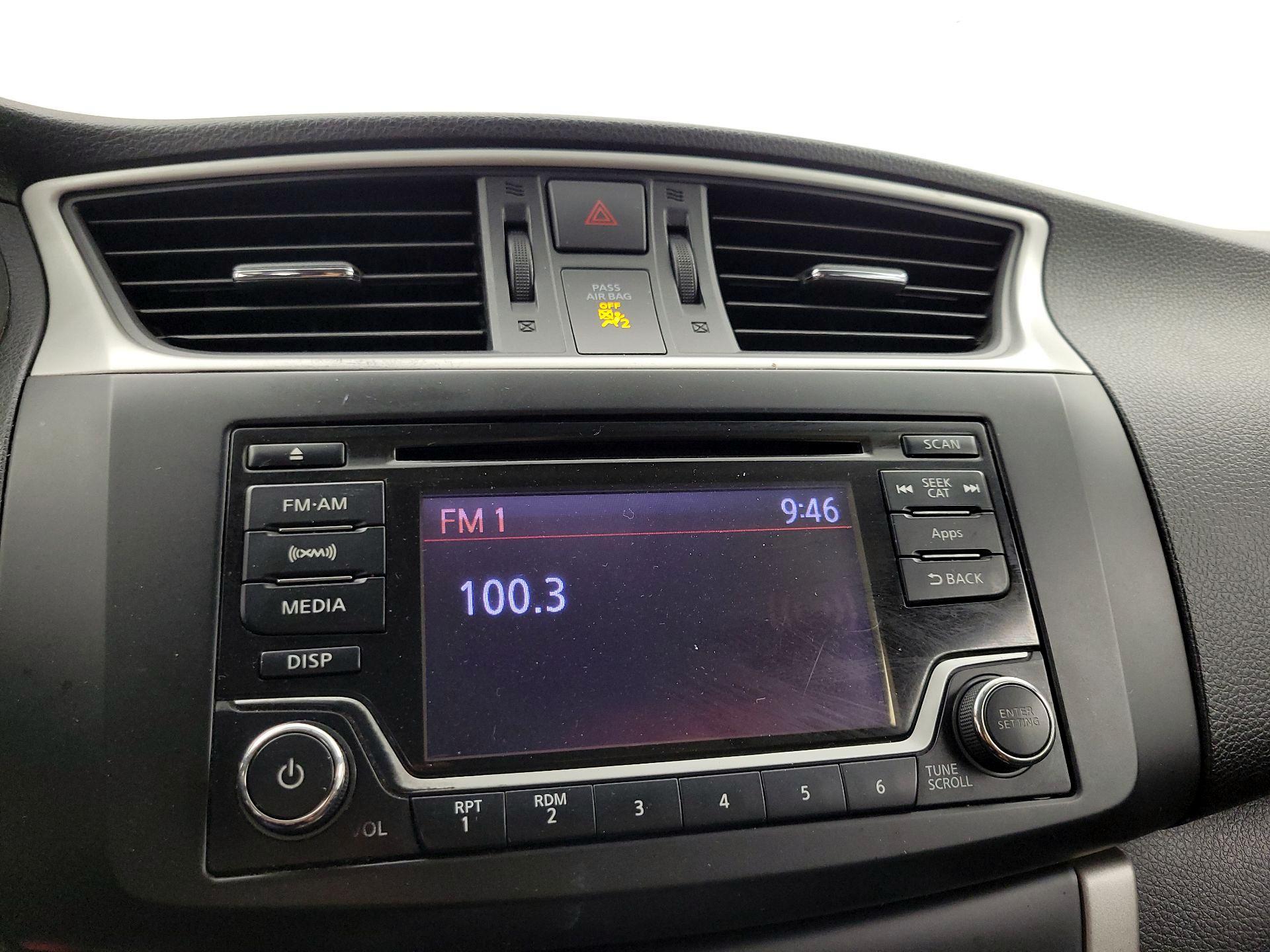 Thumbnail: 2015 Nissan Sentra - 15