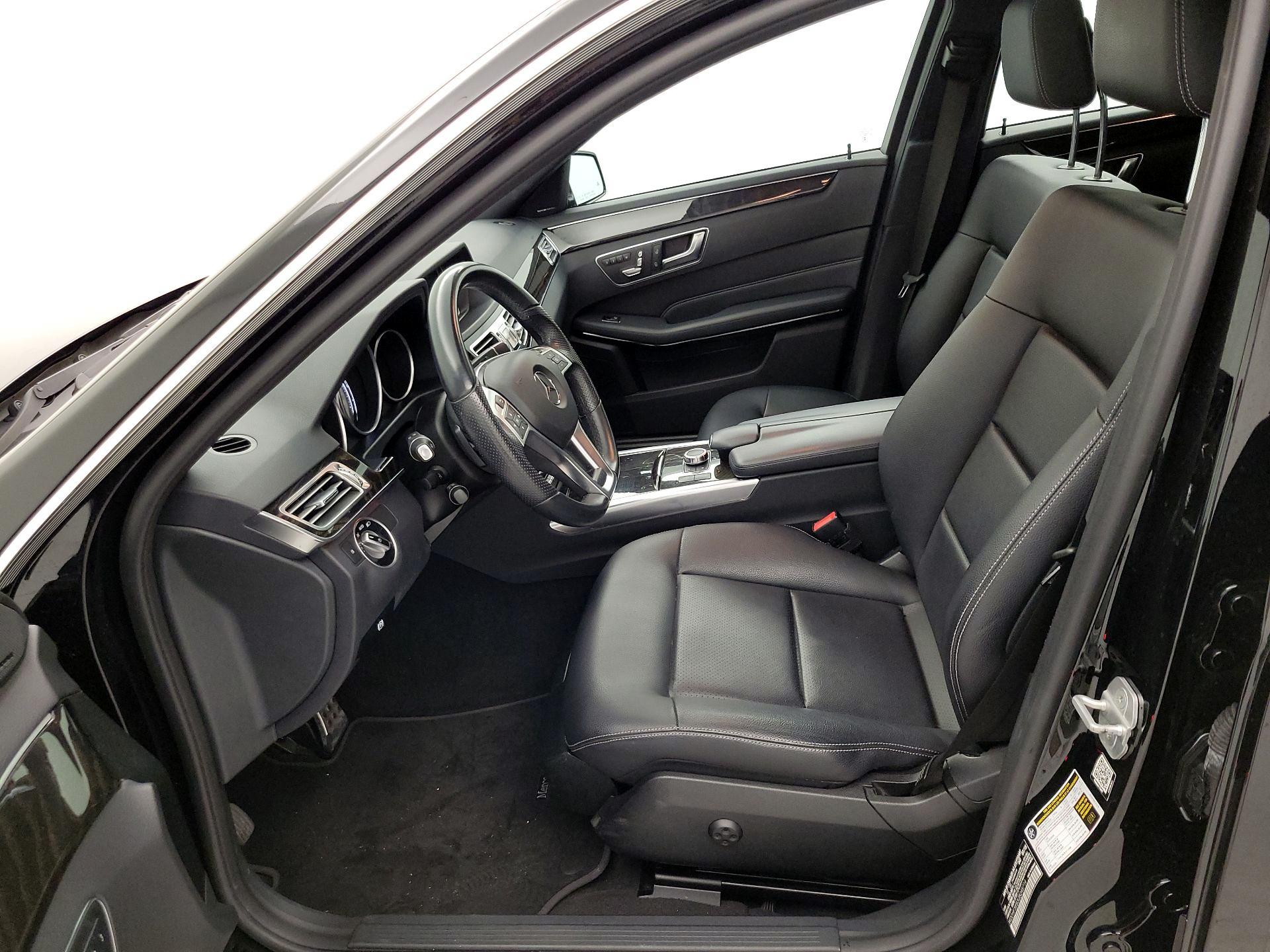 Thumbnail: 2016 Mercedes-Benz E-Class - 11