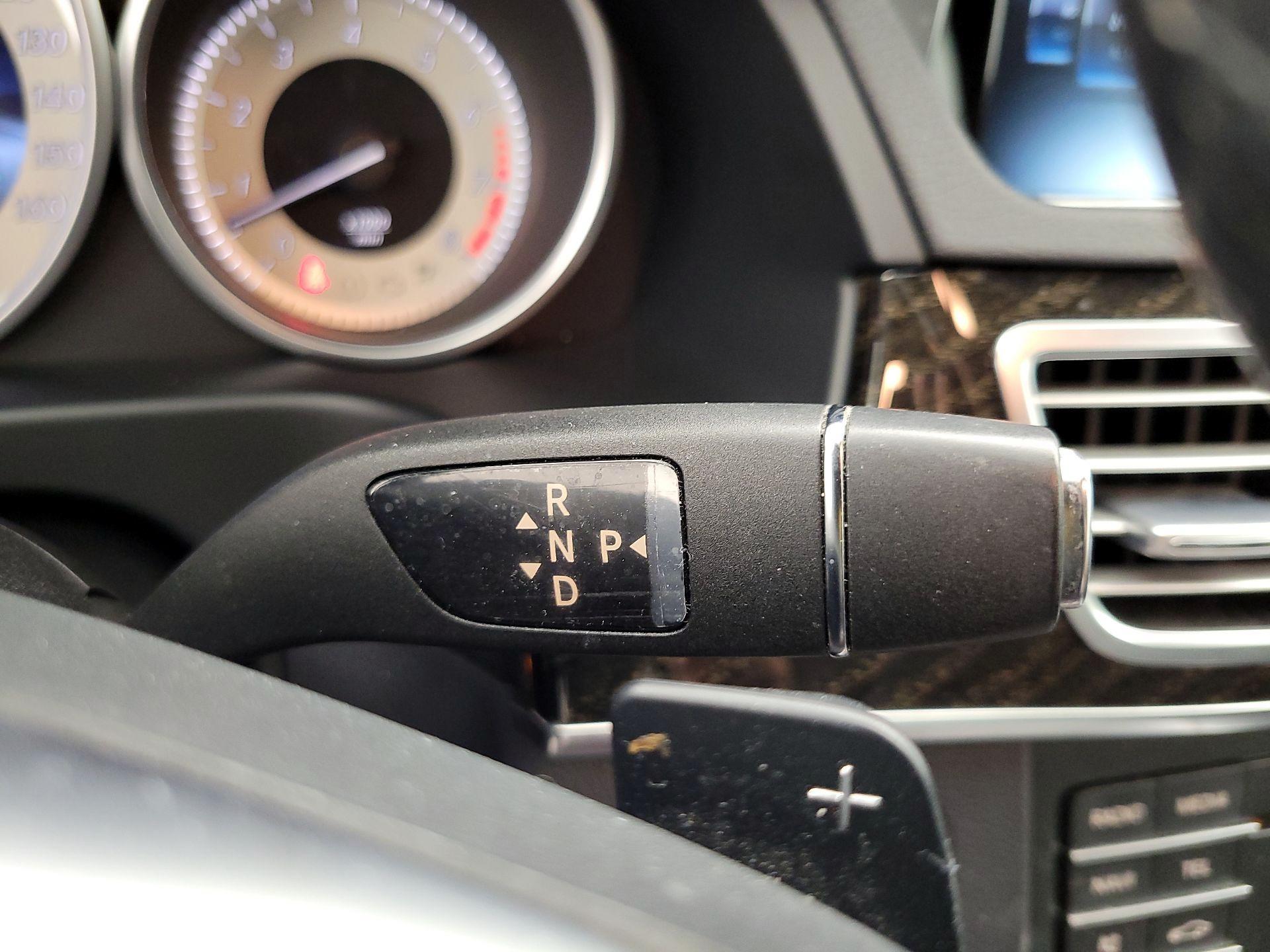 Thumbnail: 2016 Mercedes-Benz E-Class - 17