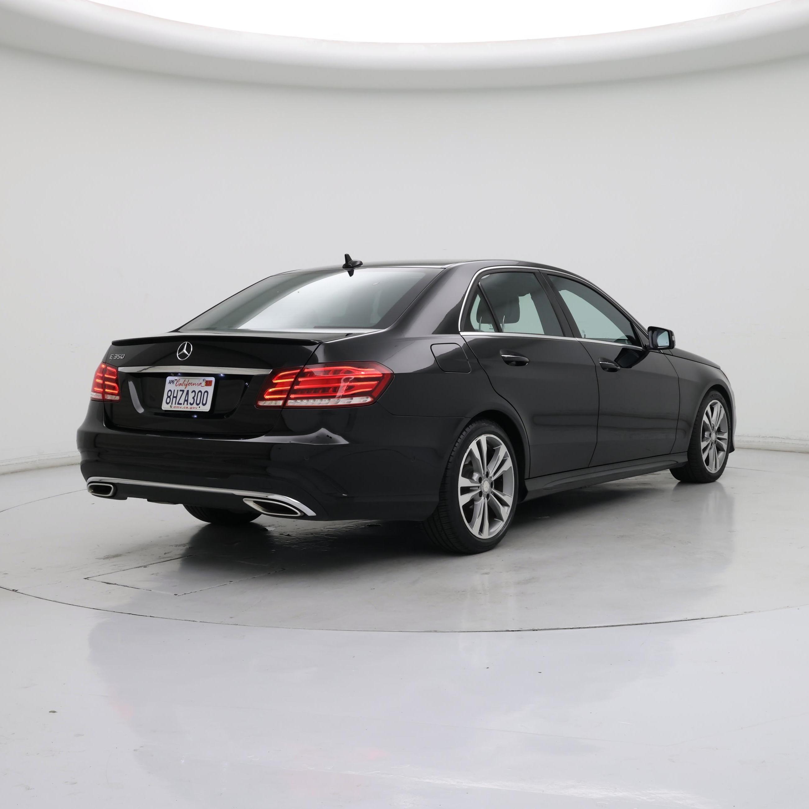 Thumbnail: 2016 Mercedes-Benz E-Class - 8