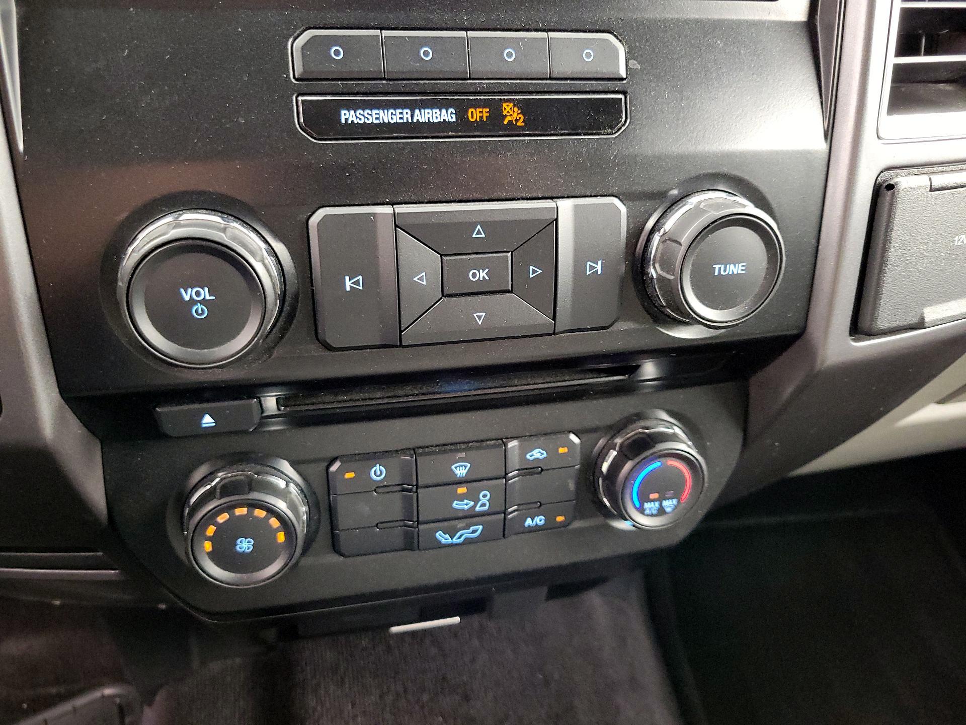 Thumbnail: 2016 Ford F-150 - 15