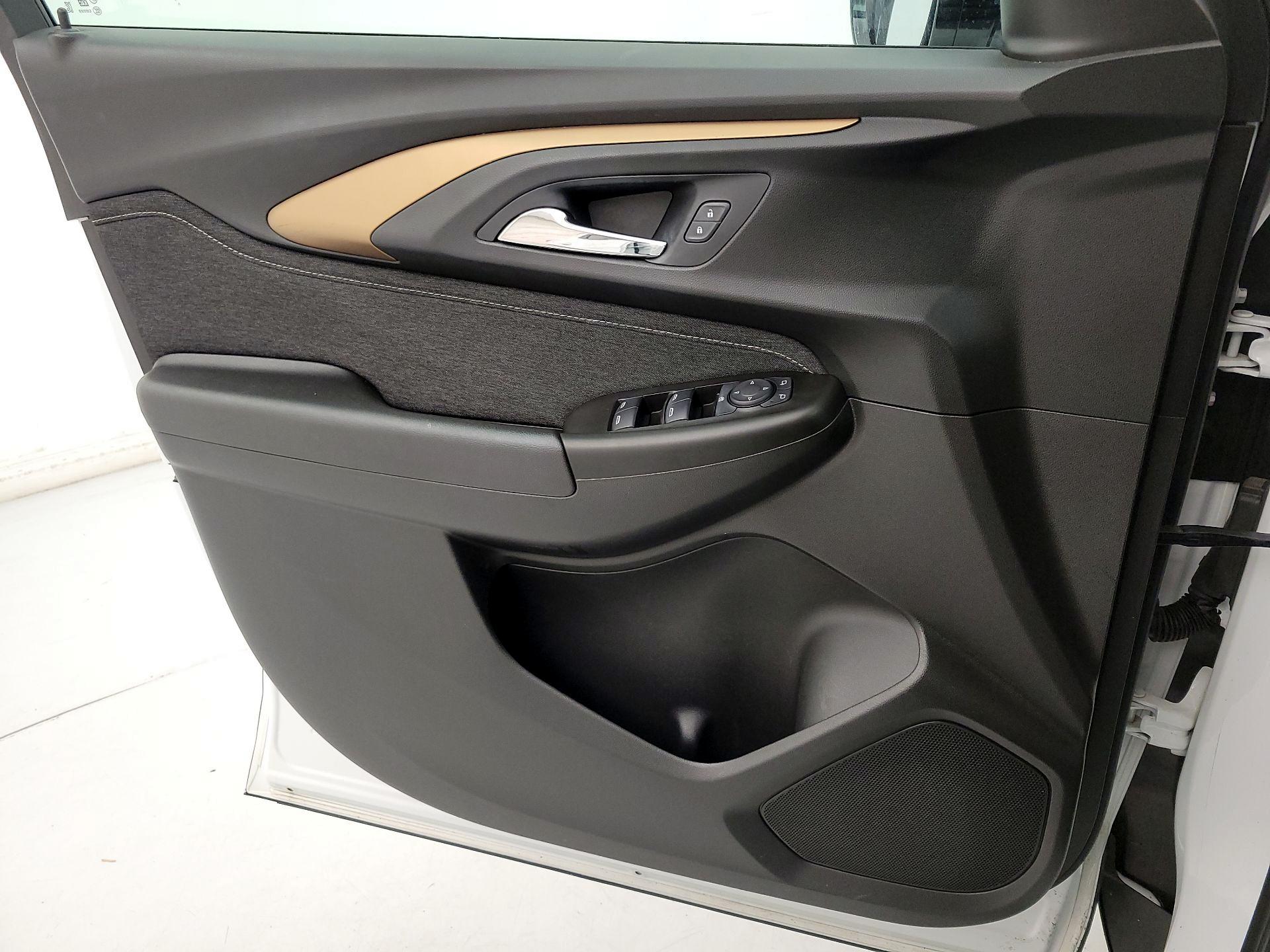Thumbnail: 2021 Chevrolet TrailBlazer - 12