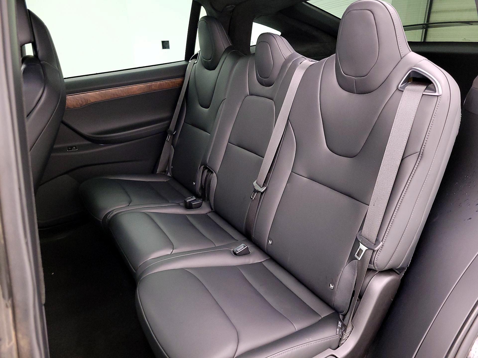 Thumbnail: 2019 Tesla Model X - 19