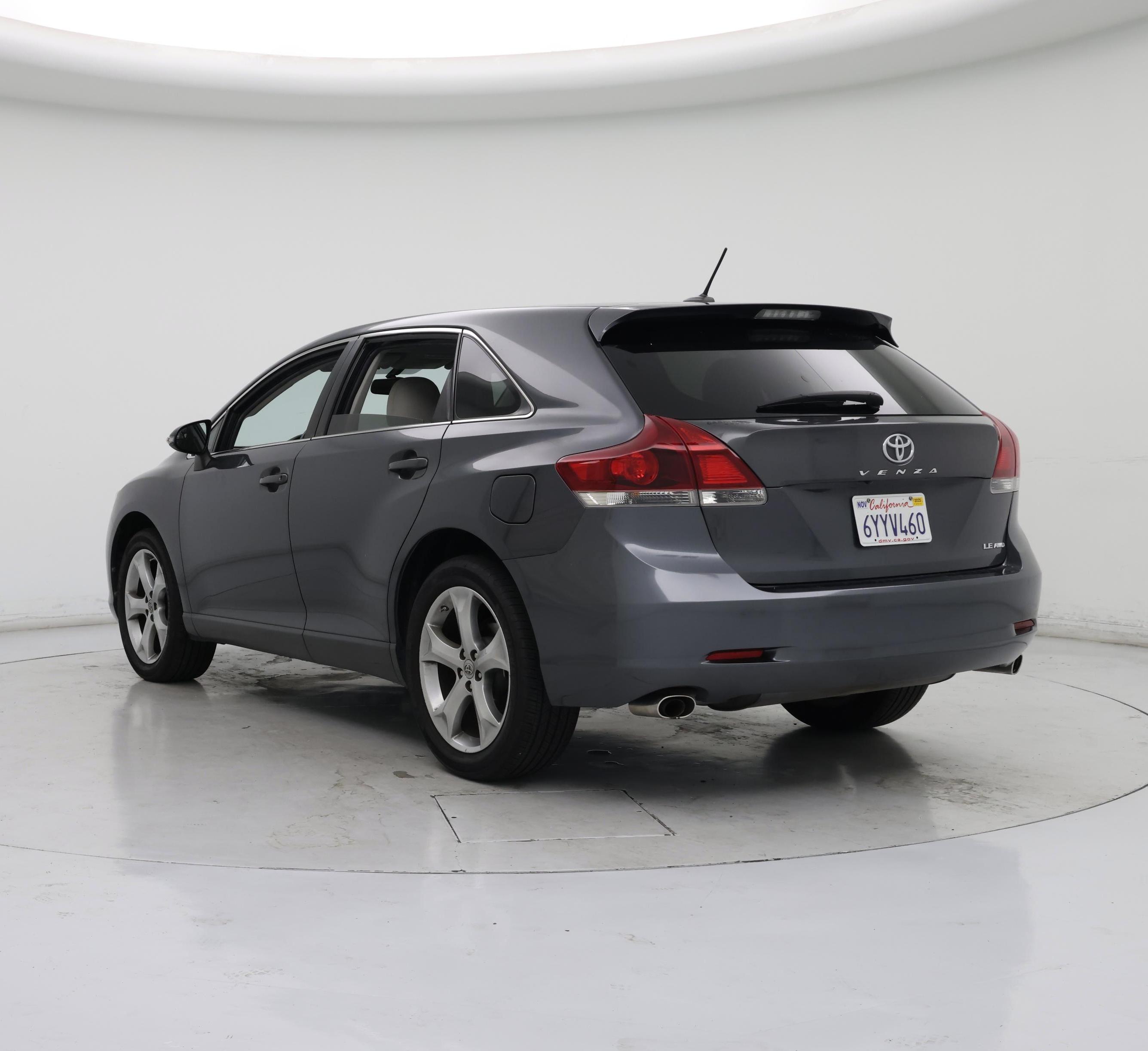 Thumbnail: 2013 Toyota Venza - 2