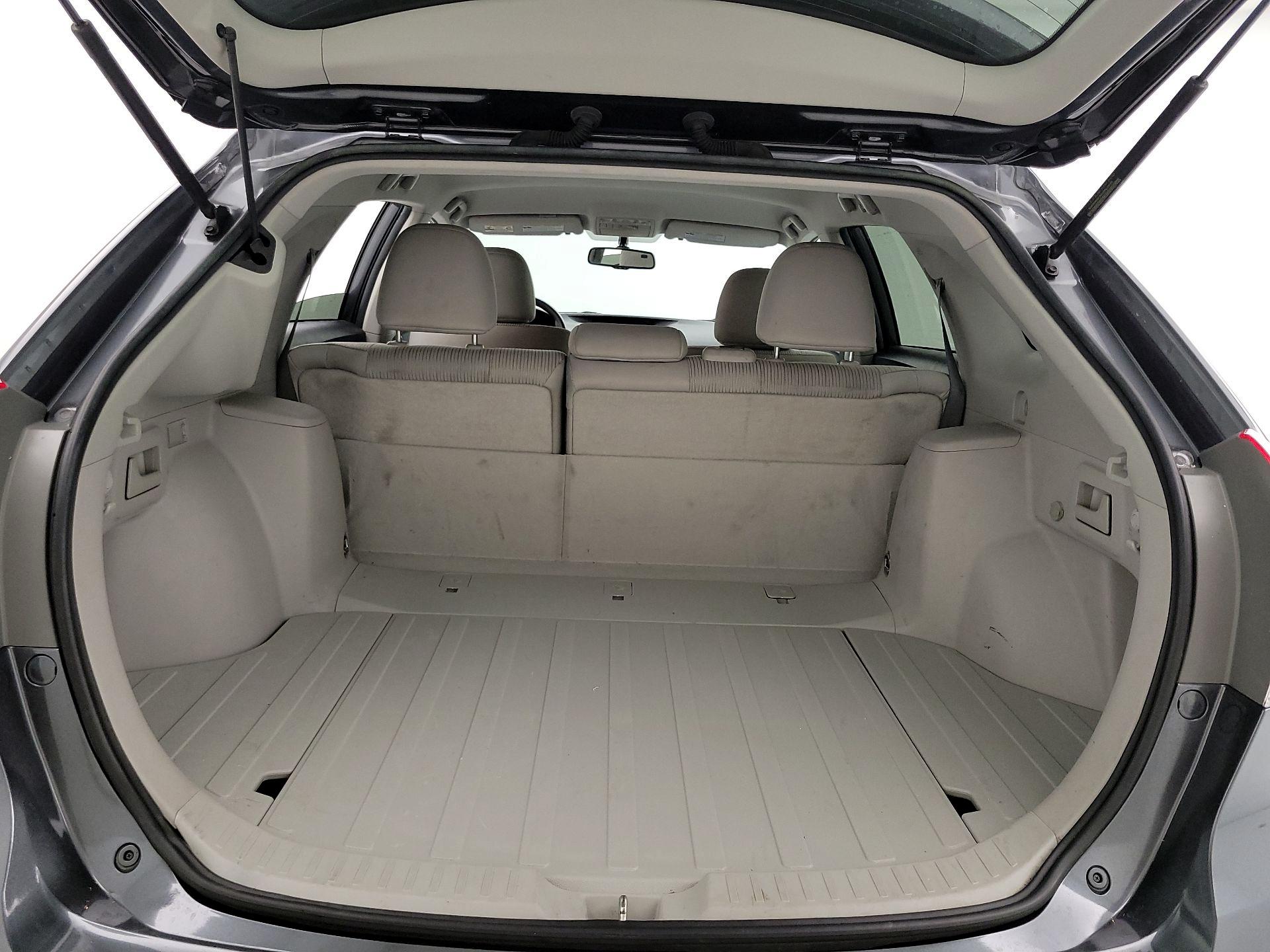 Thumbnail: 2013 Toyota Venza - 20