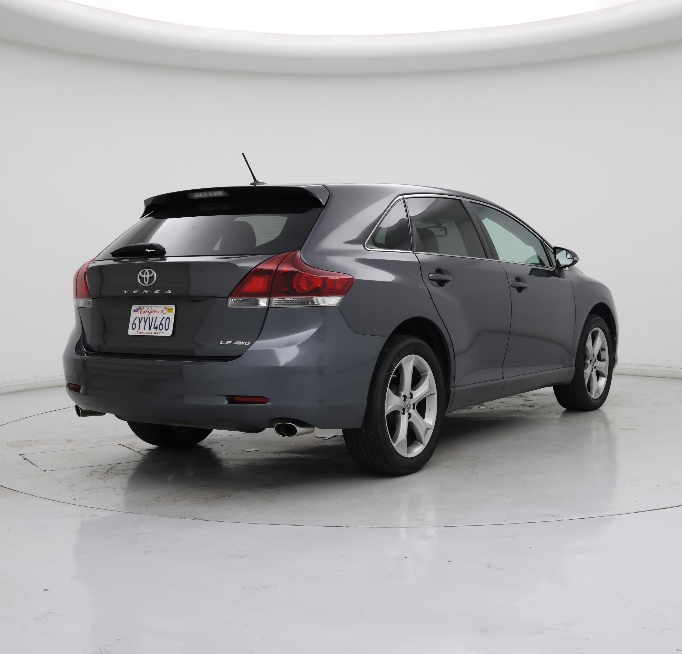 Thumbnail: 2013 Toyota Venza - 8
