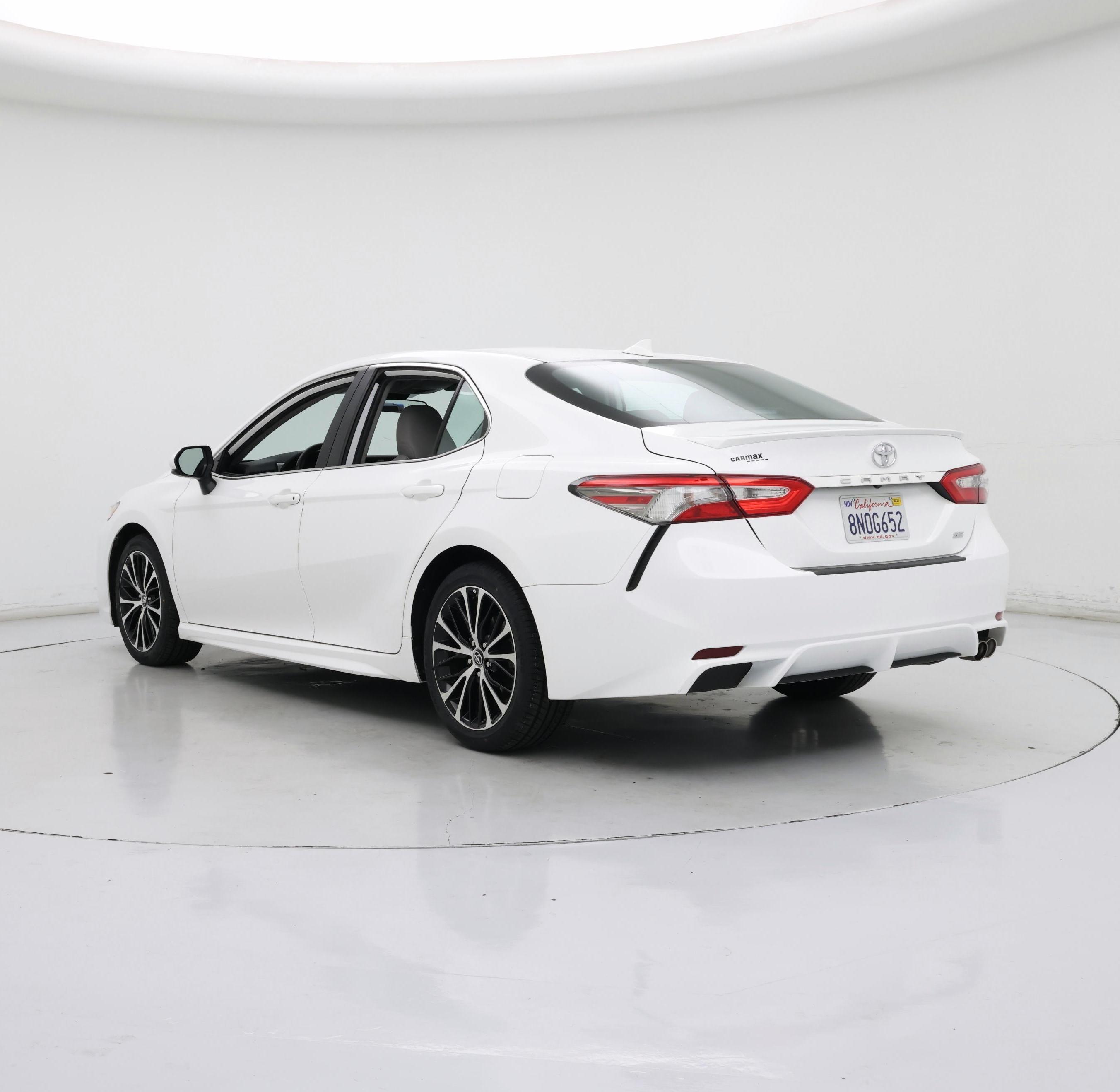Thumbnail: 2019 Toyota Camry - 2
