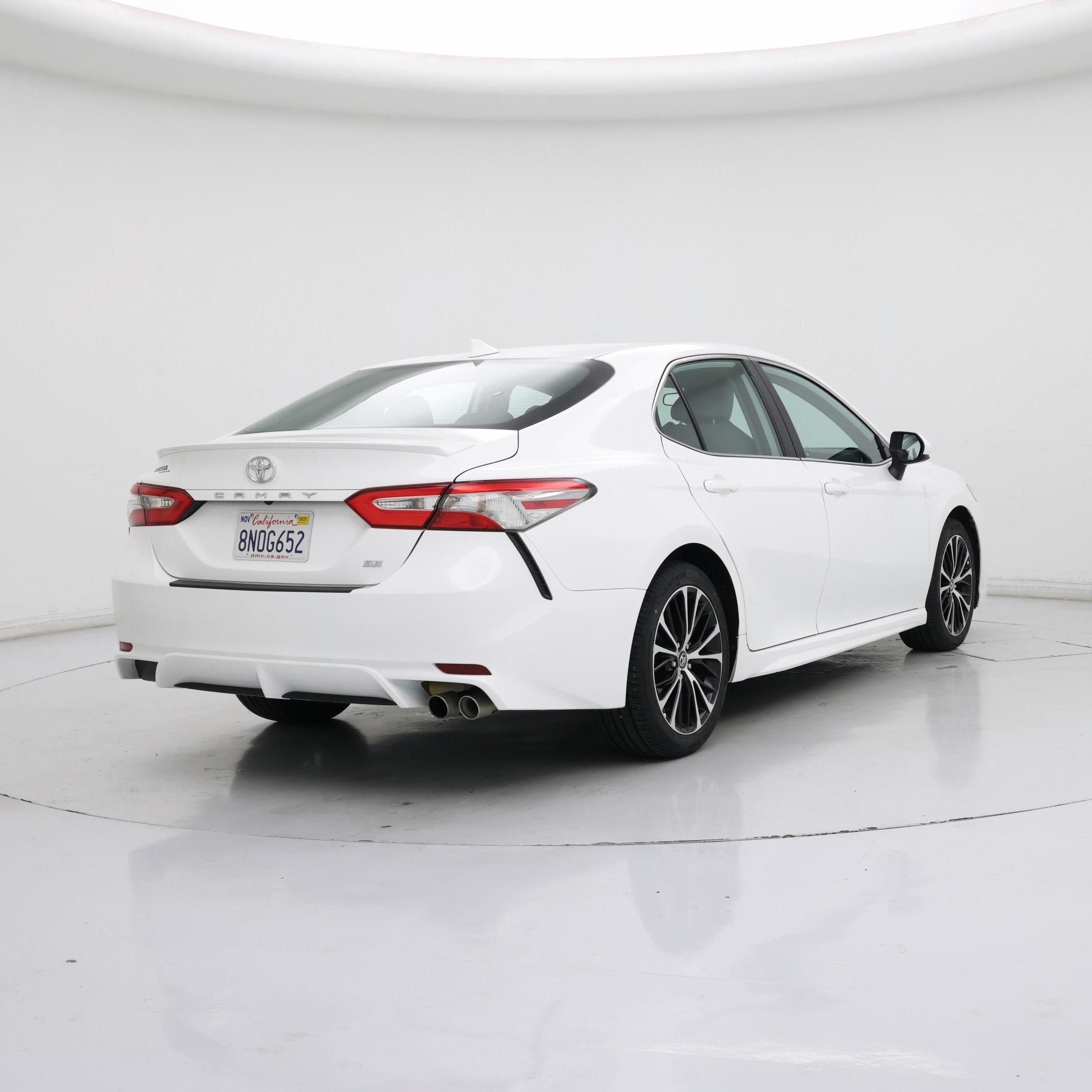Thumbnail: 2019 Toyota Camry - 8