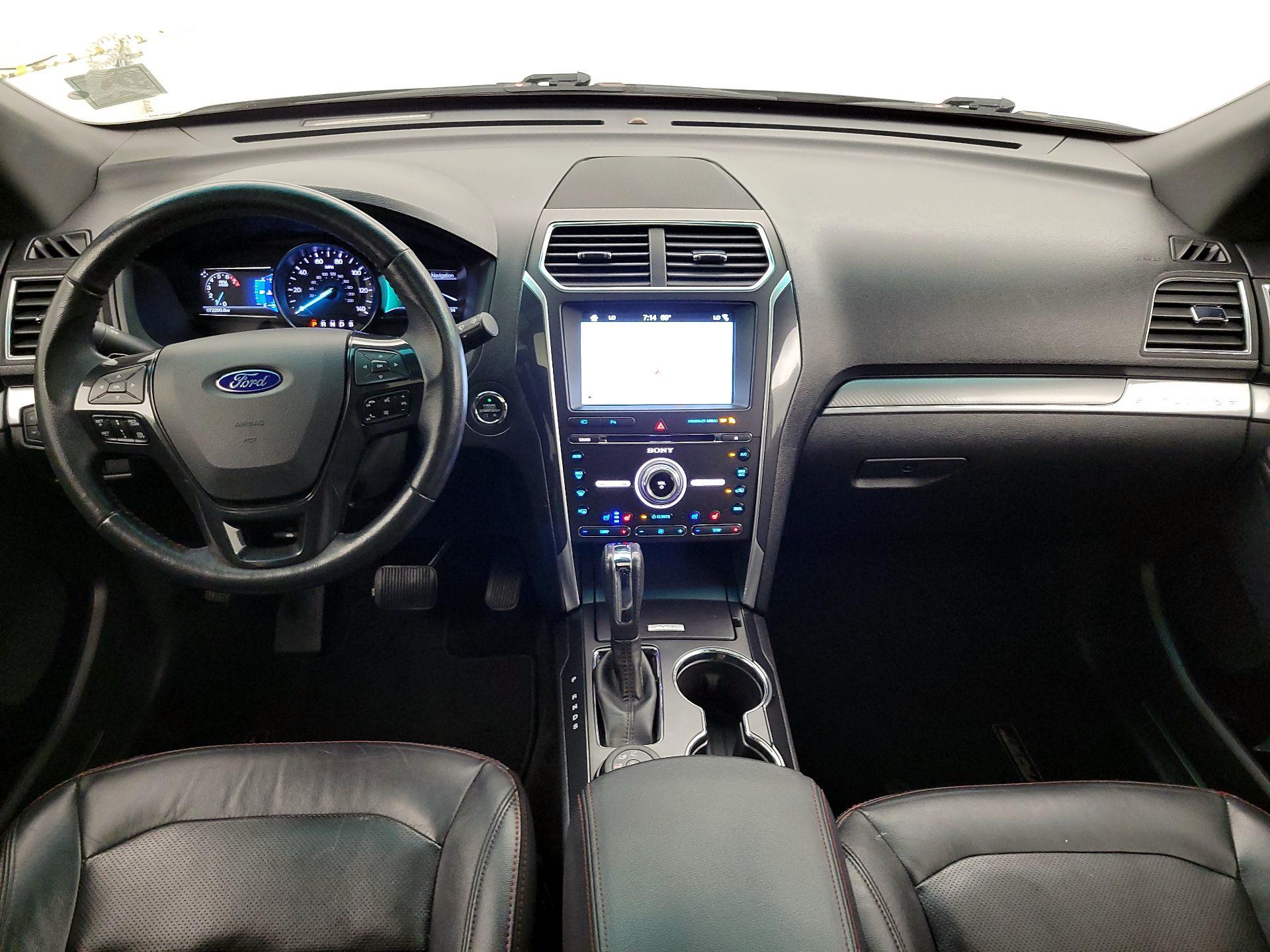 Thumbnail: 2017 Ford Explorer - 9