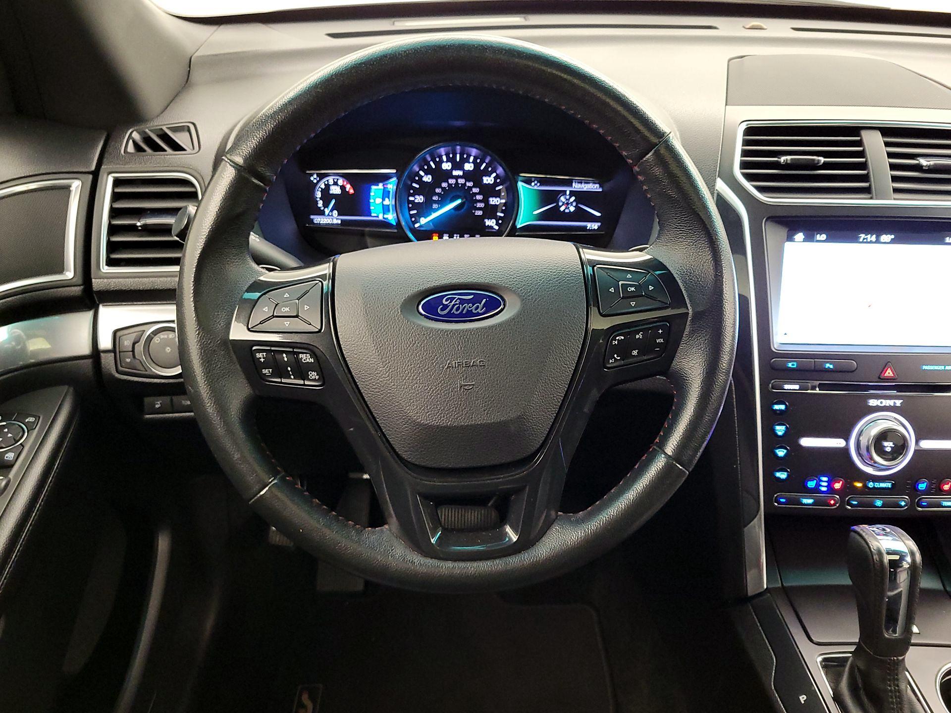 Thumbnail: 2017 Ford Explorer - 10