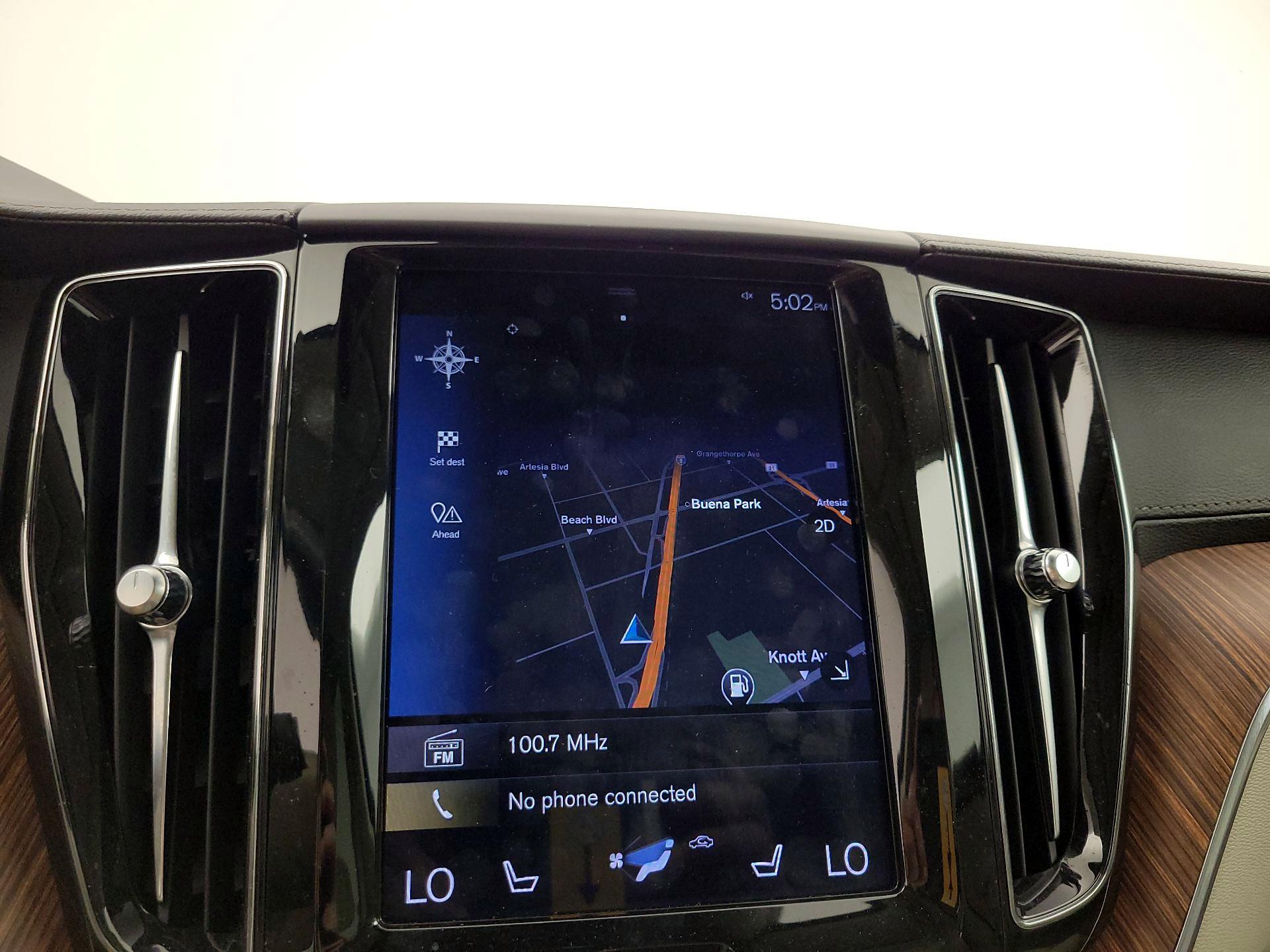 Thumbnail: 2020 Volvo XC60 - 14