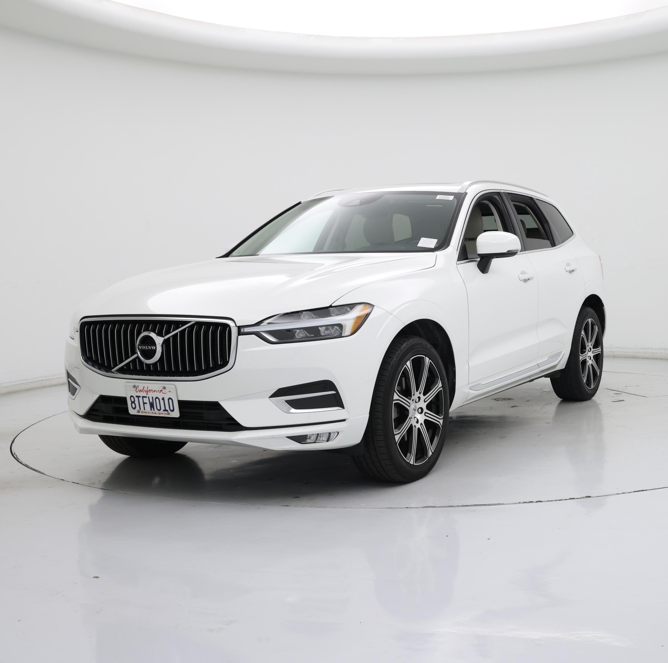 Thumbnail: 2020 Volvo XC60 - 4