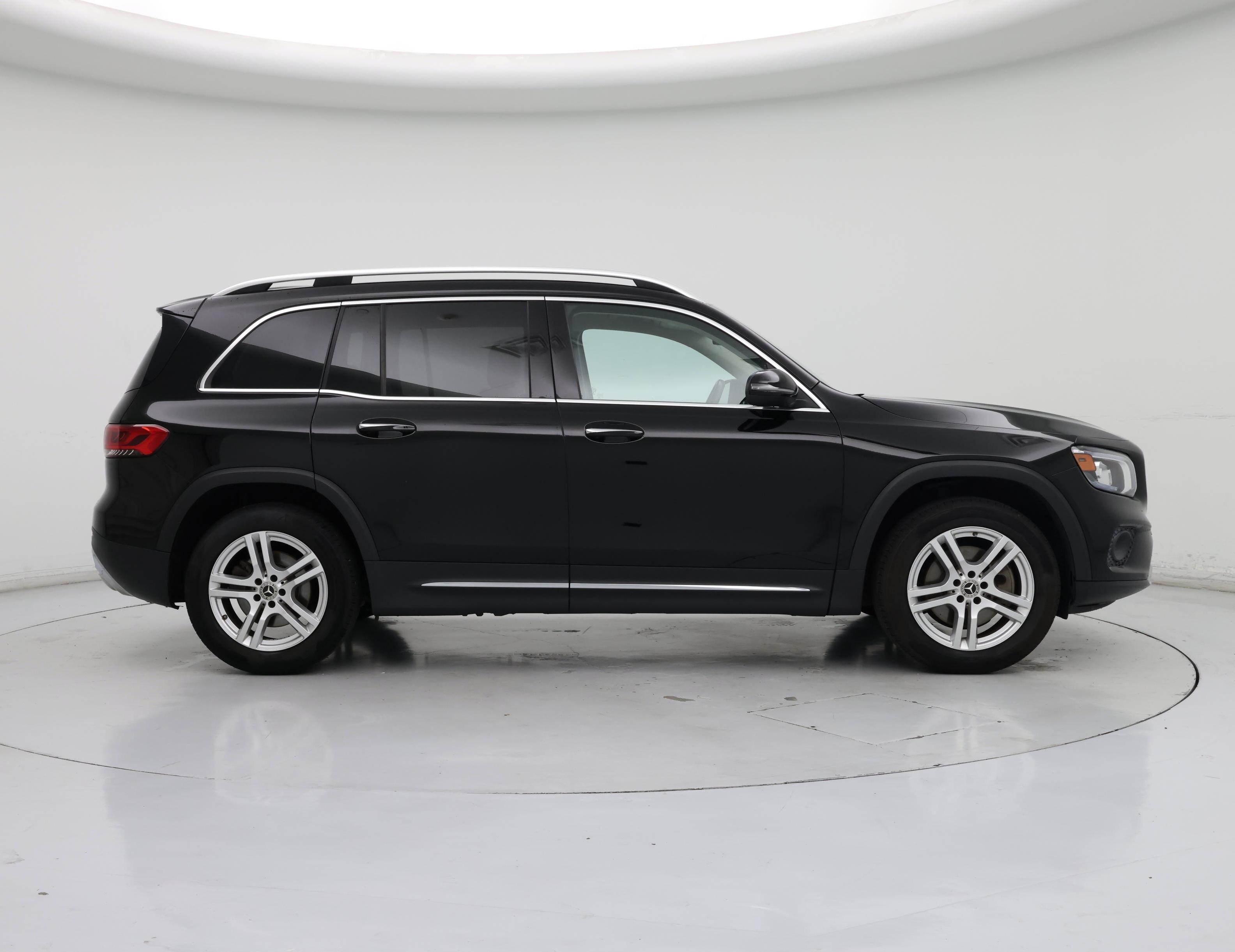 Thumbnail: 2020 Mercedes-Benz GLB - 7