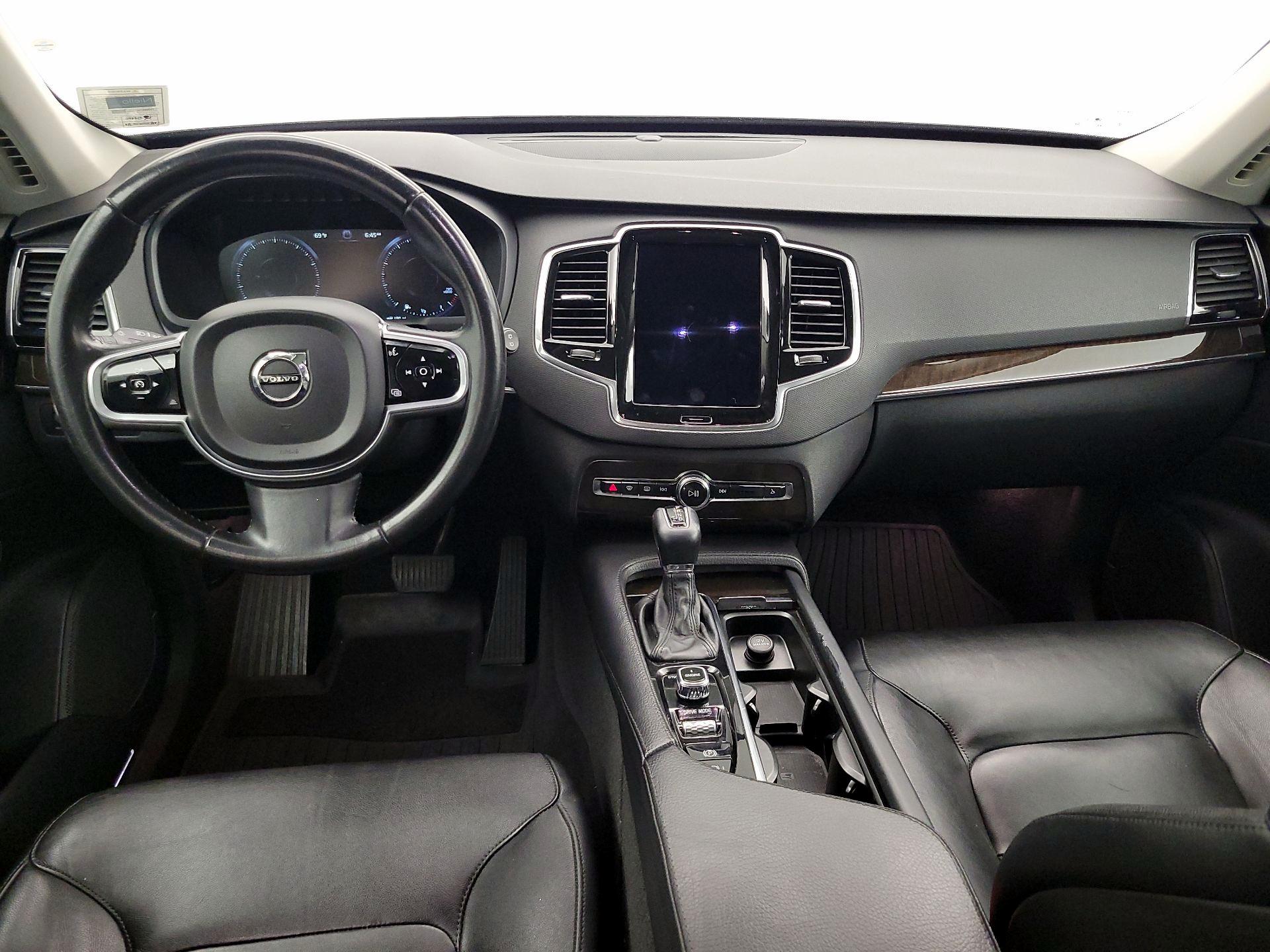Thumbnail: 2017 Volvo XC90 - 9