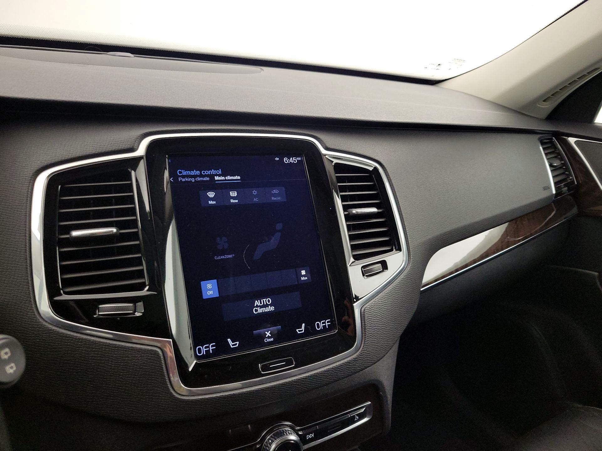 Thumbnail: 2017 Volvo XC90 - 16