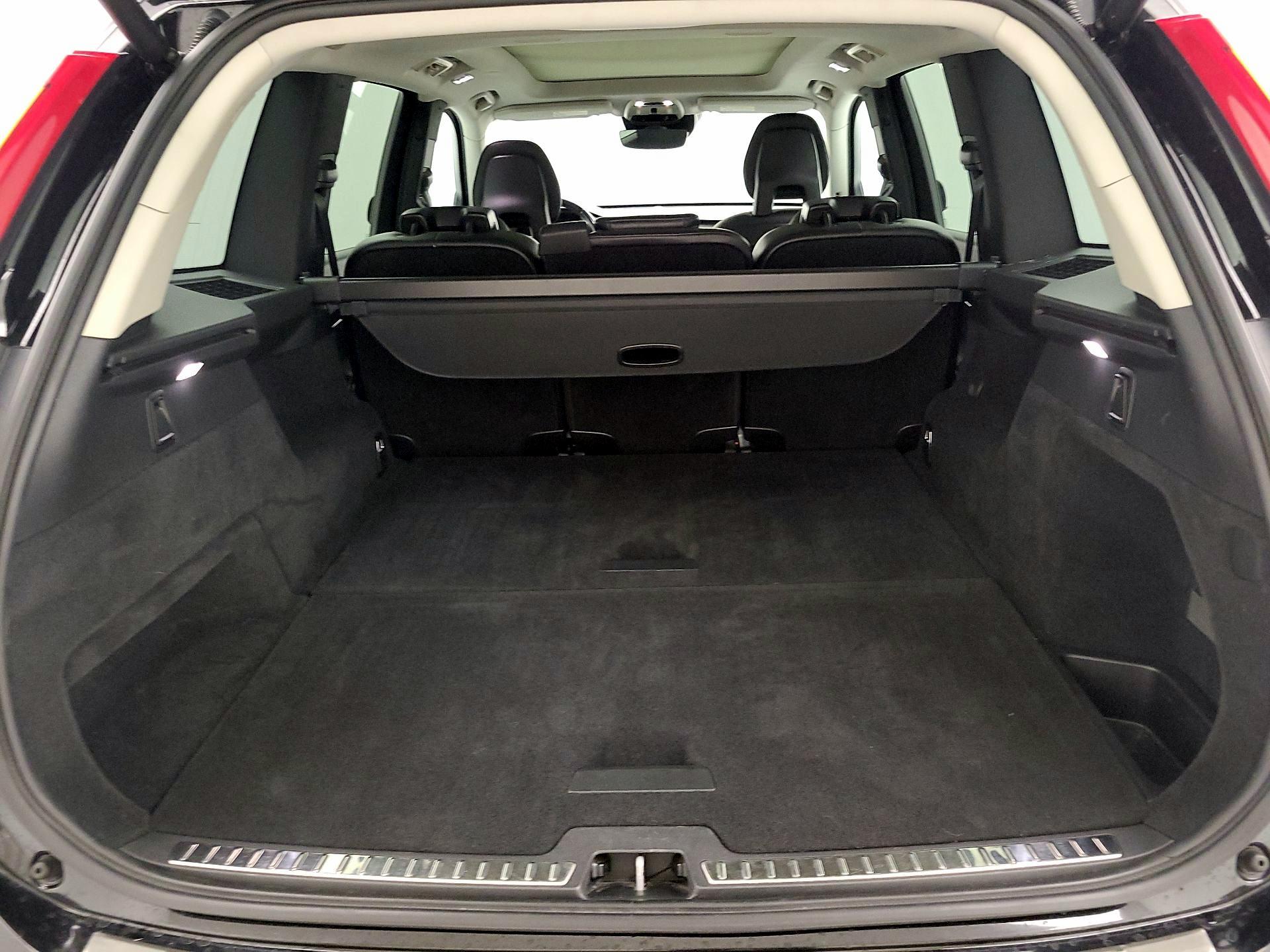 Thumbnail: 2017 Volvo XC90 - 19