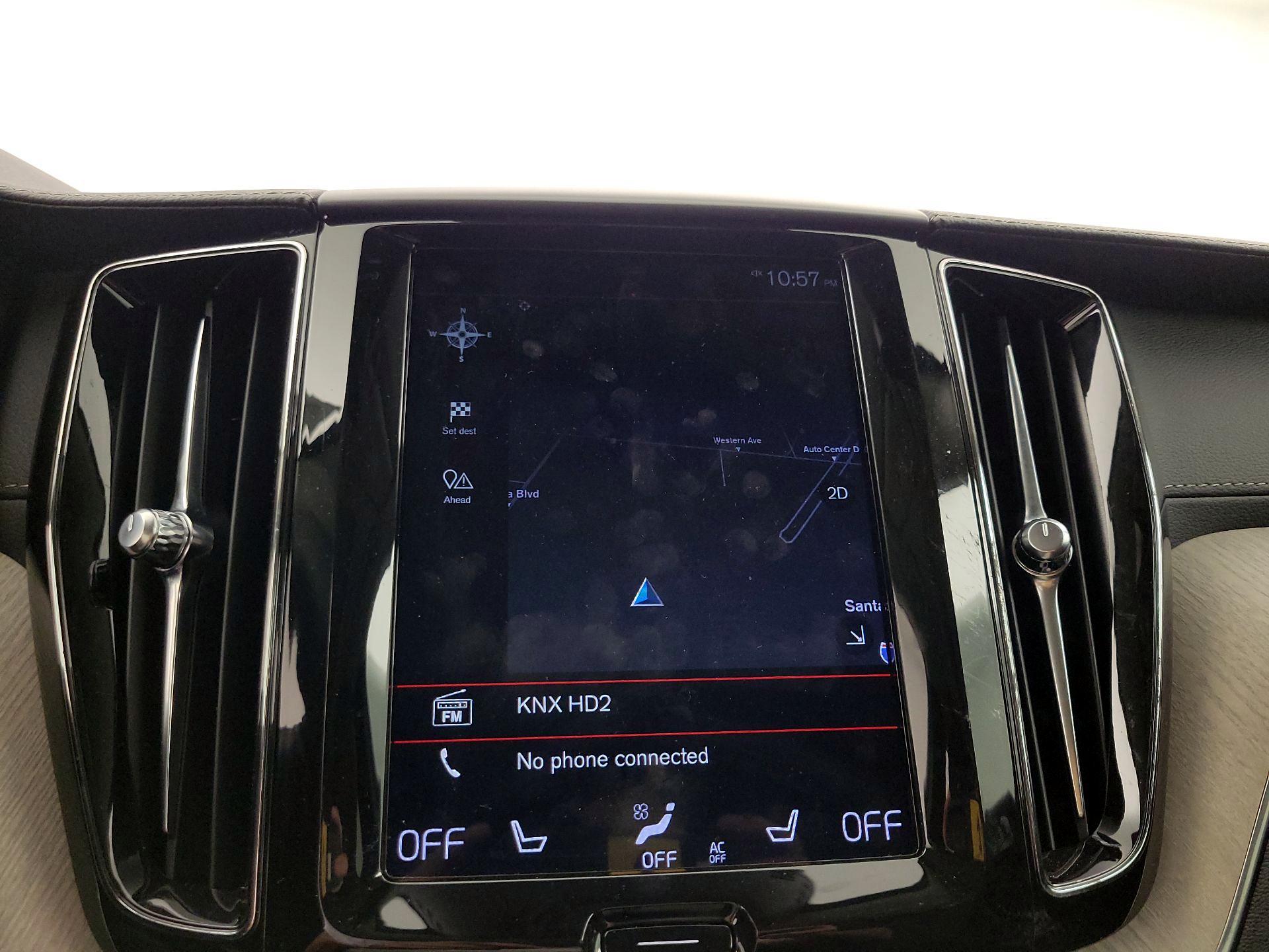 Thumbnail: 2020 Volvo XC60 - 14