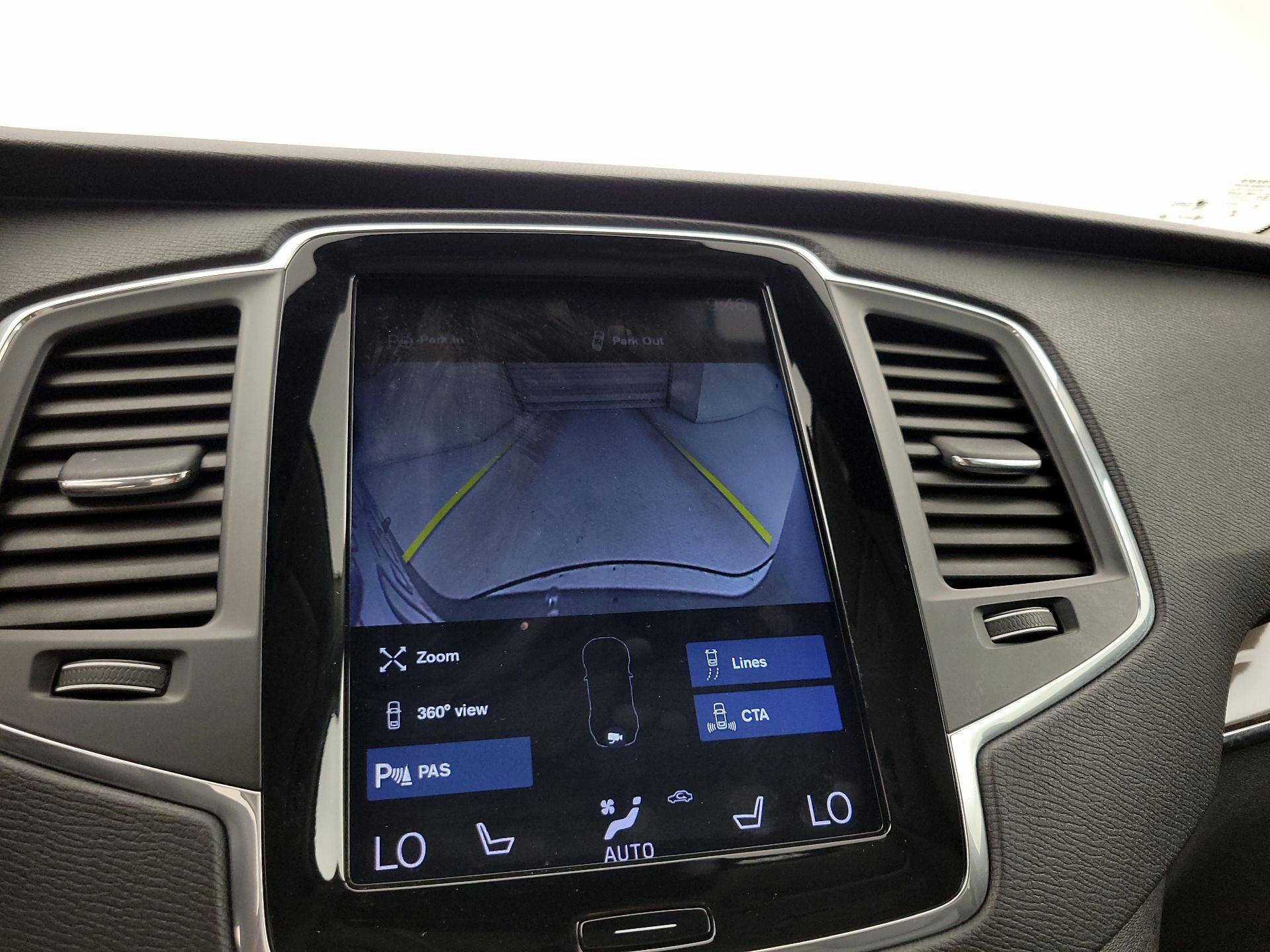 Thumbnail: 2019 Volvo XC90 - 15