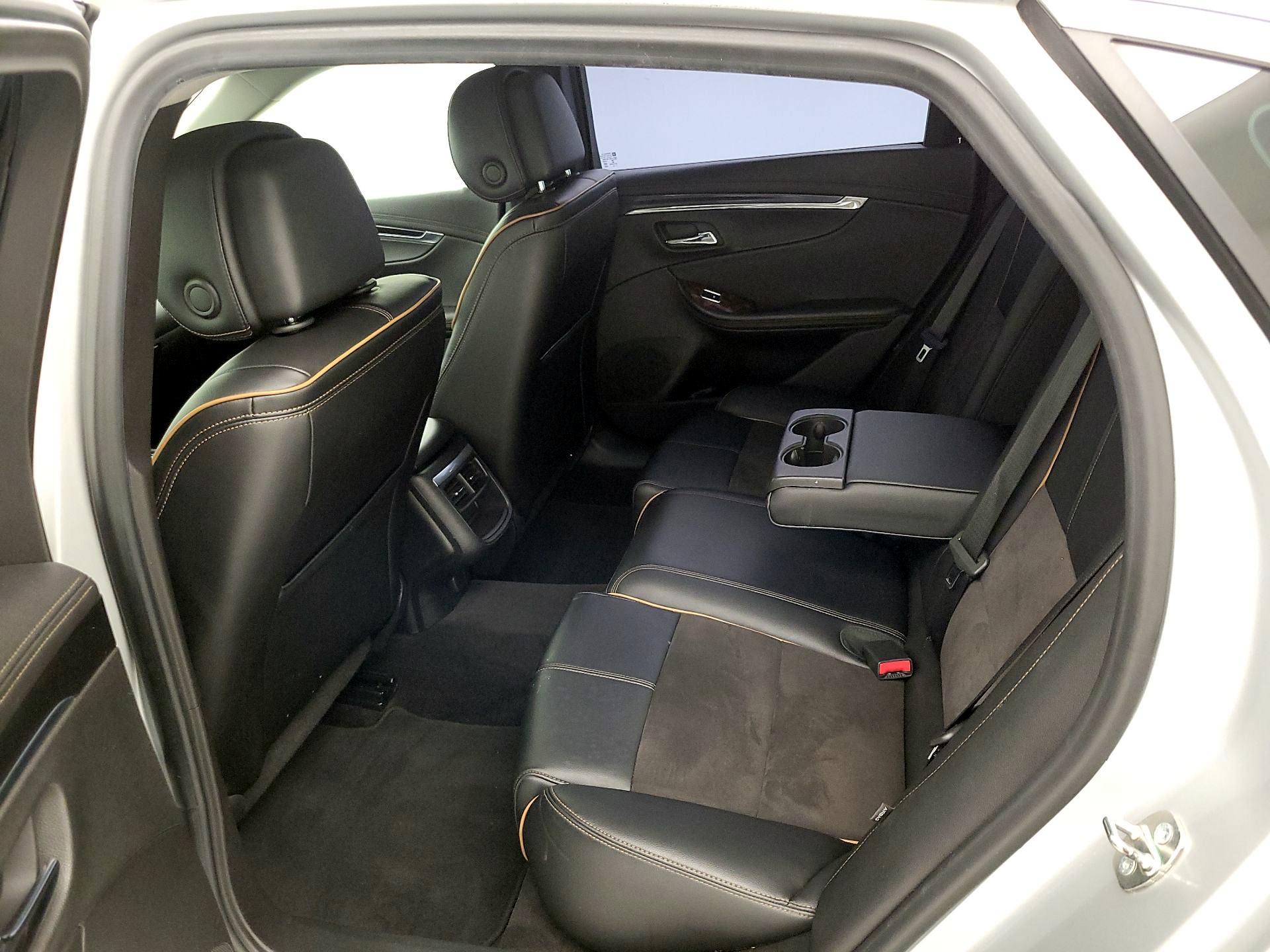 Thumbnail: 2014 Chevrolet Impala - 18