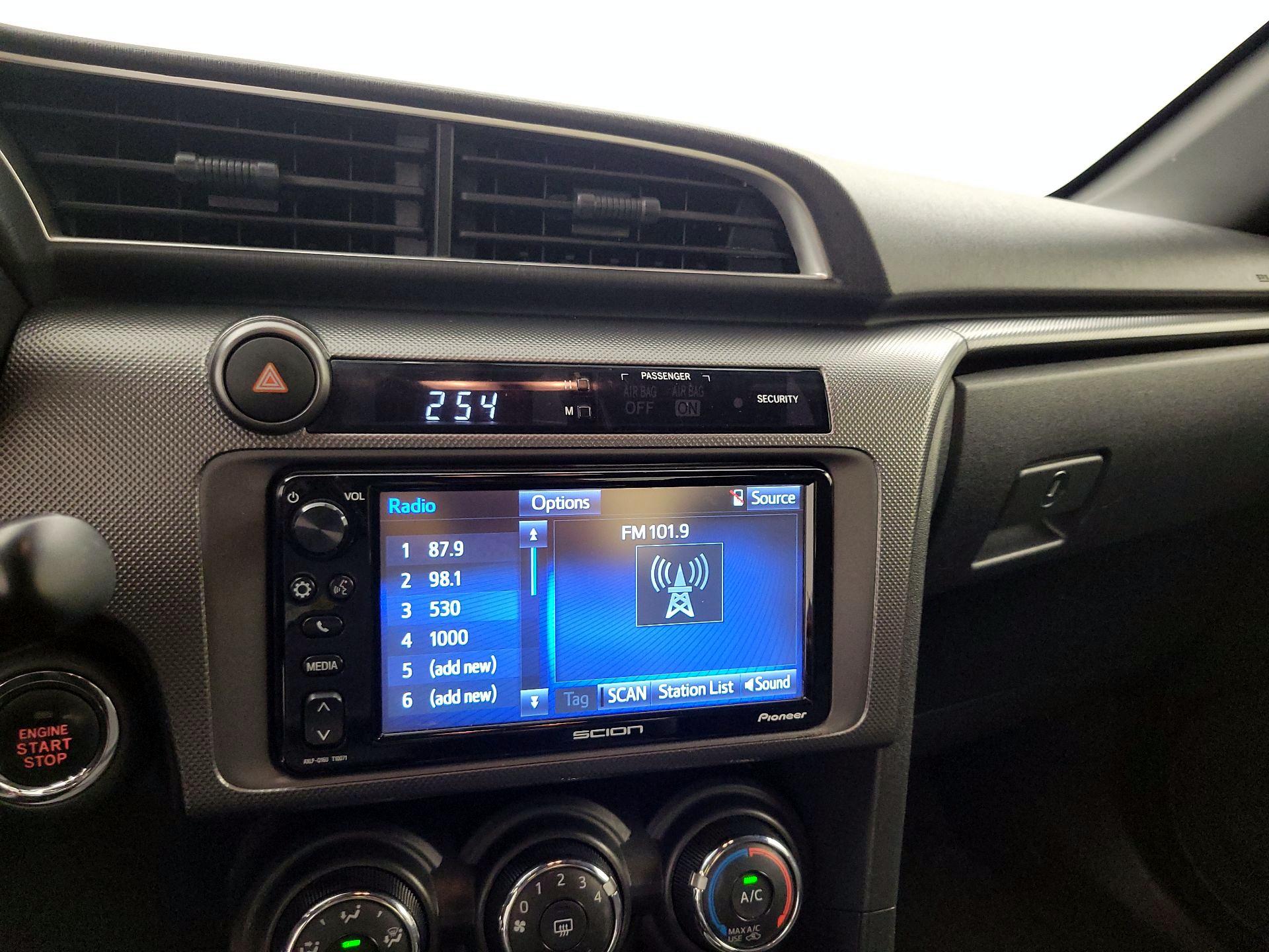Thumbnail: 2016 Scion tC - 14