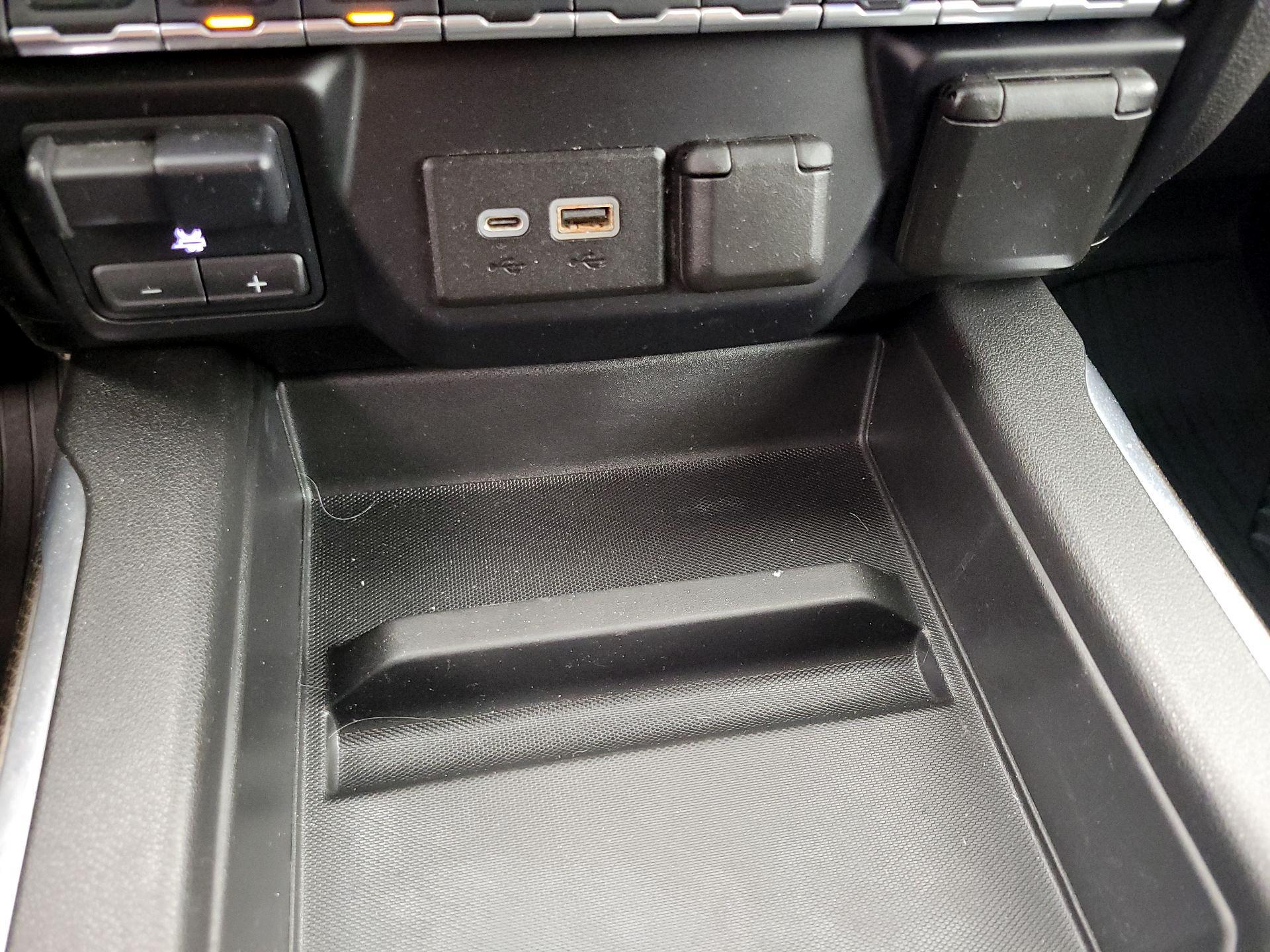 Thumbnail: 2020 Chevrolet Silverado 1500 - 18