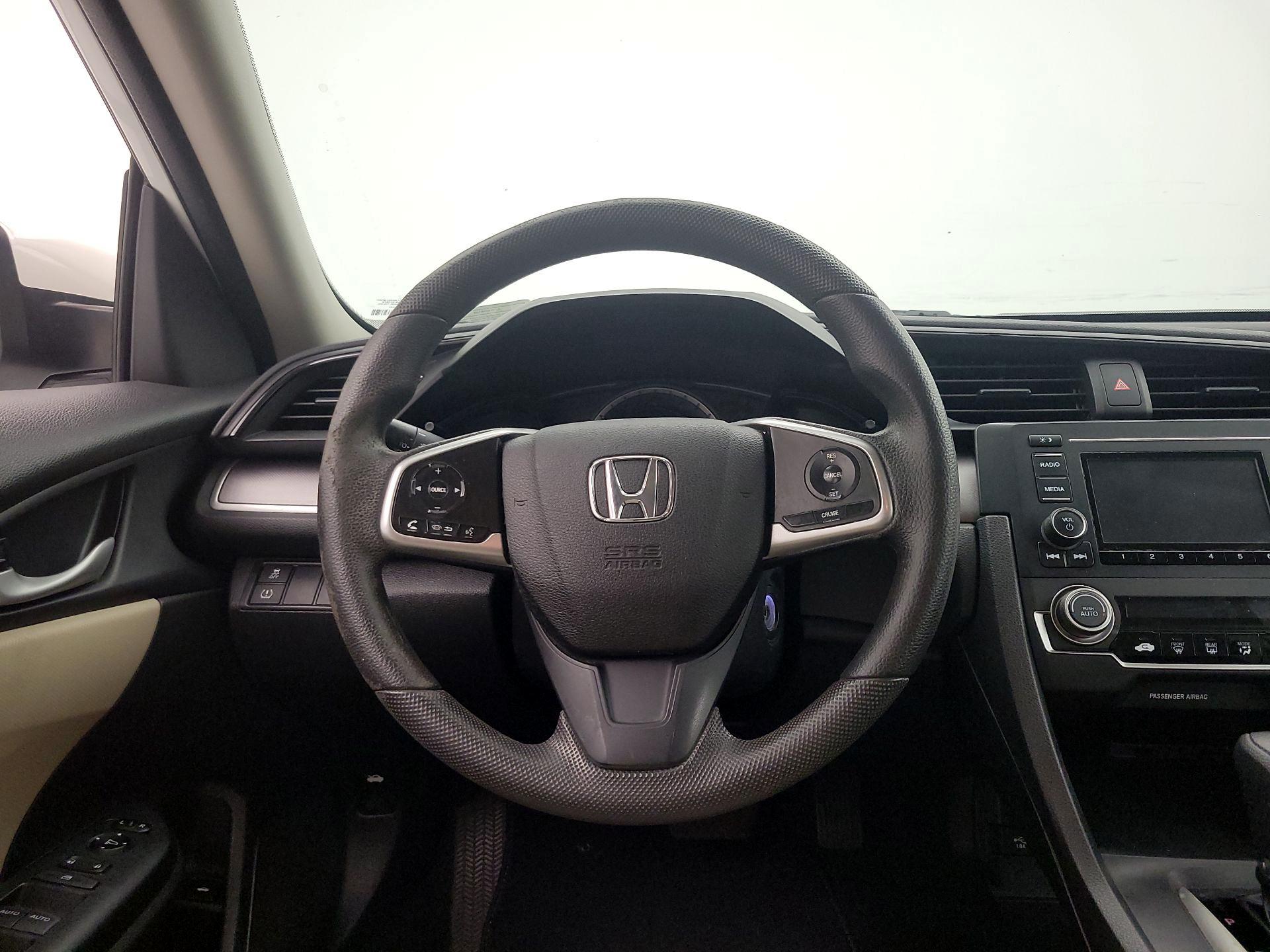 Thumbnail: 2017 Honda Civic - 10