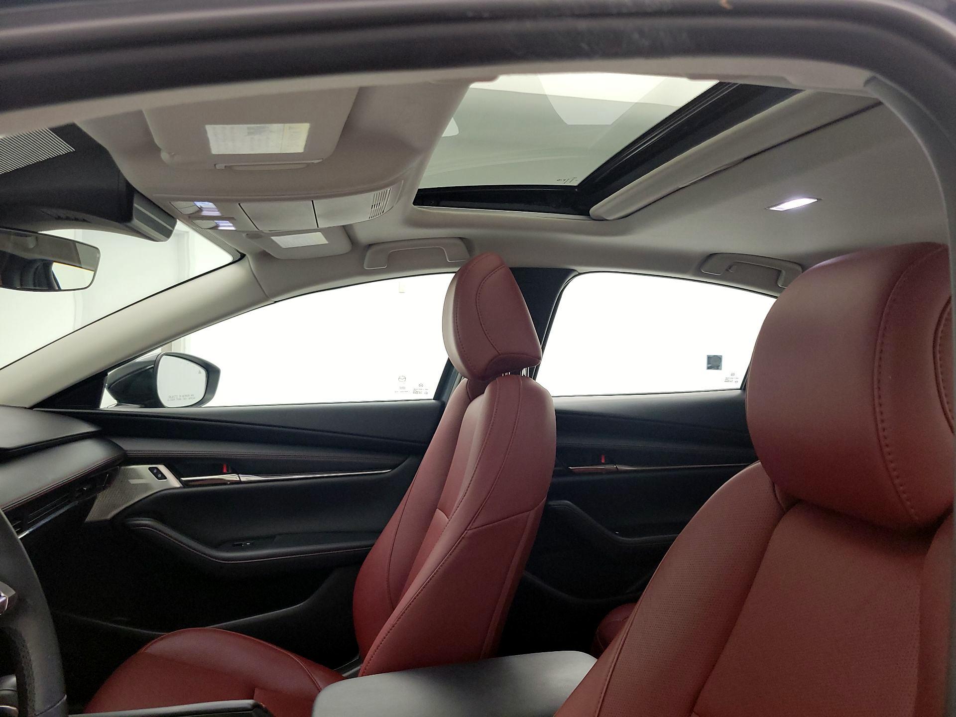 Thumbnail: 2022 Mazda Mazda3 - 13