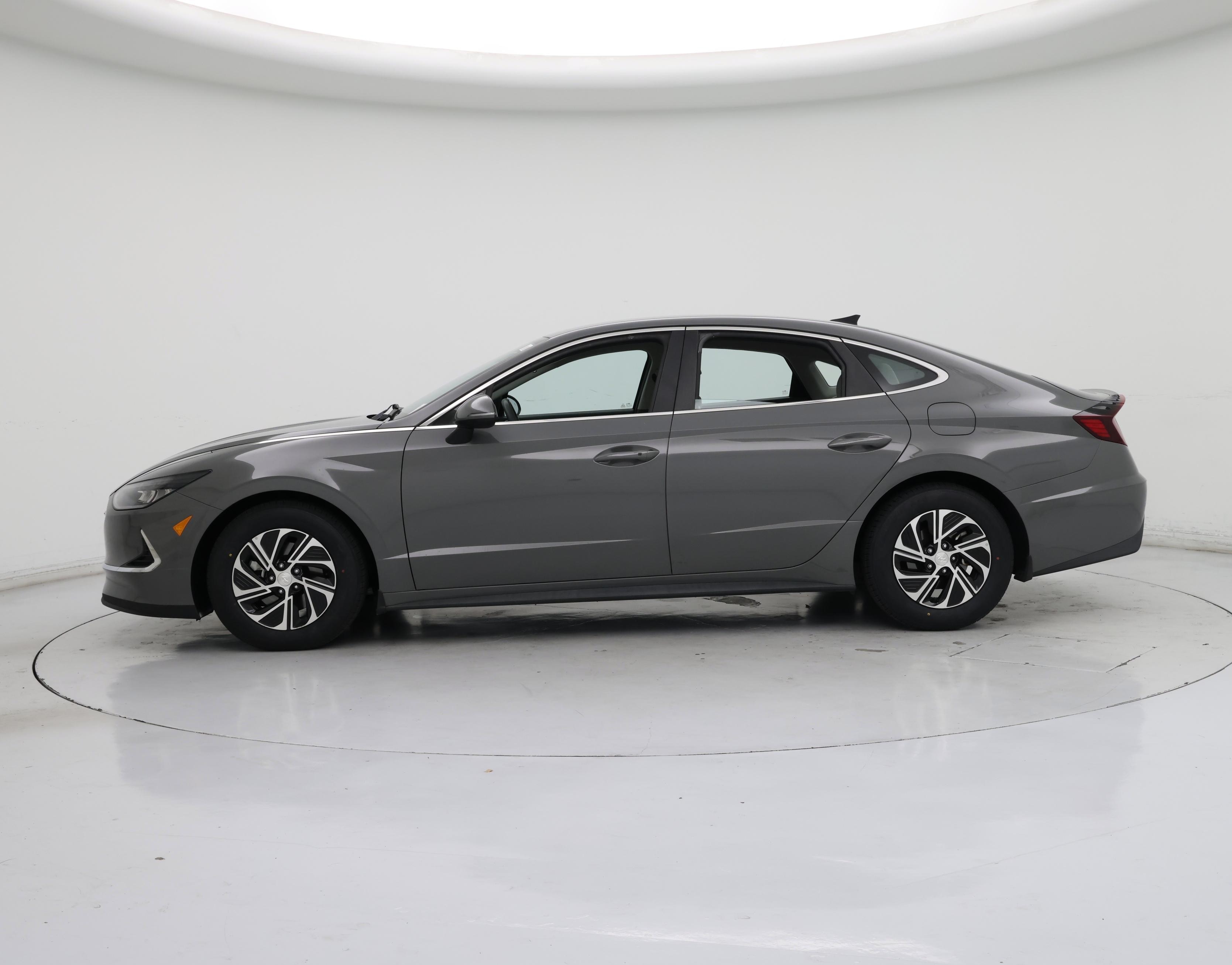 Thumbnail: 2020 Hyundai Sonata - 3