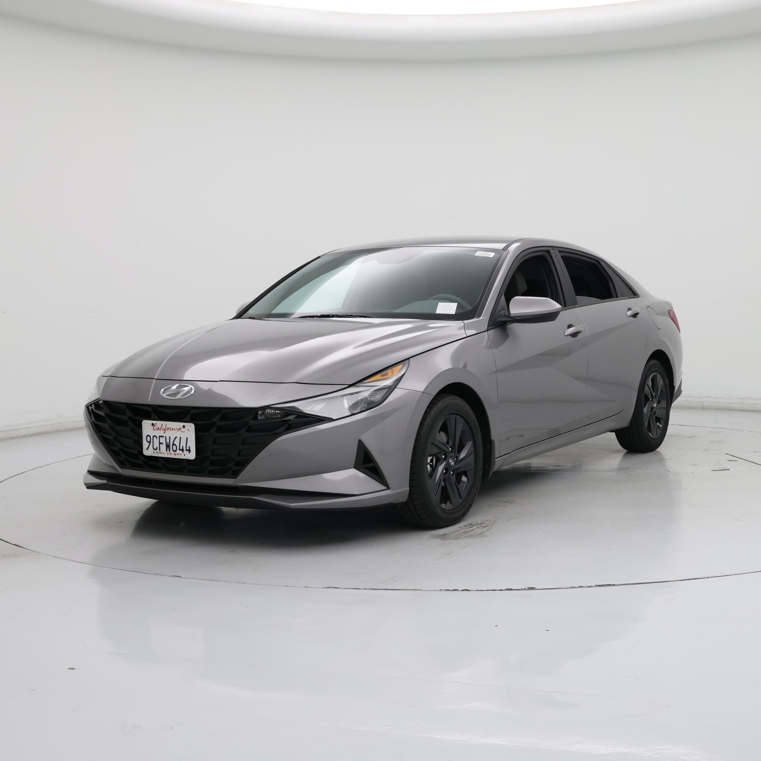 Thumbnail: 2023 Hyundai Elantra - 4