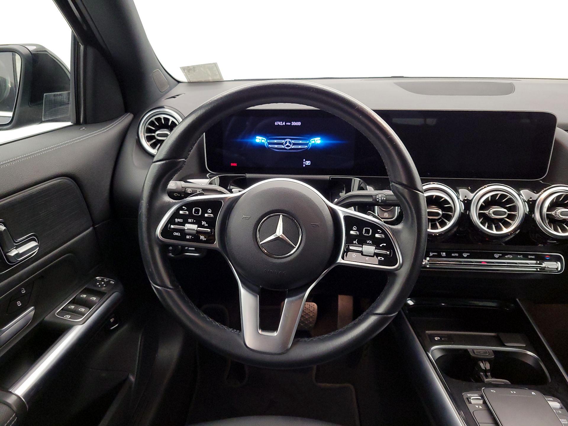 Thumbnail: 2021 Mercedes-Benz GLA - 10