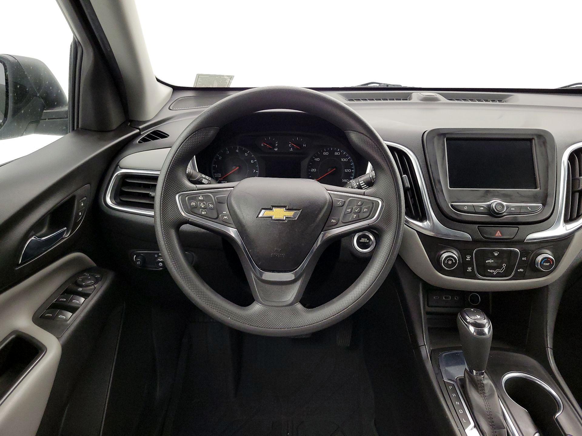 Thumbnail: 2021 Chevrolet Equinox - 10