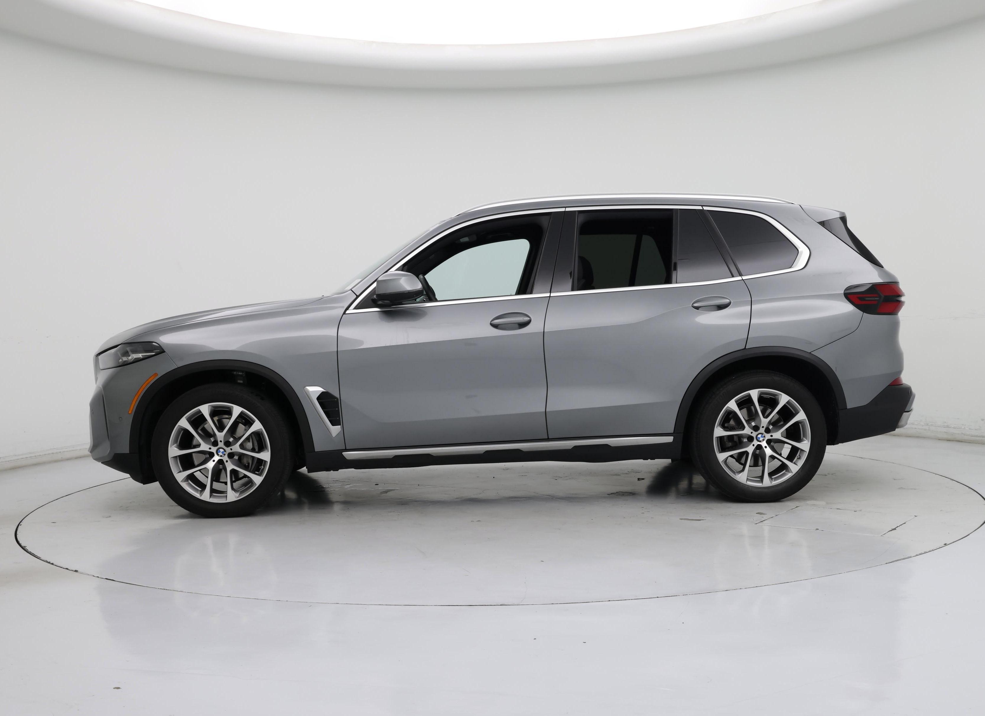 Thumbnail: 2024 BMW X5 - 3