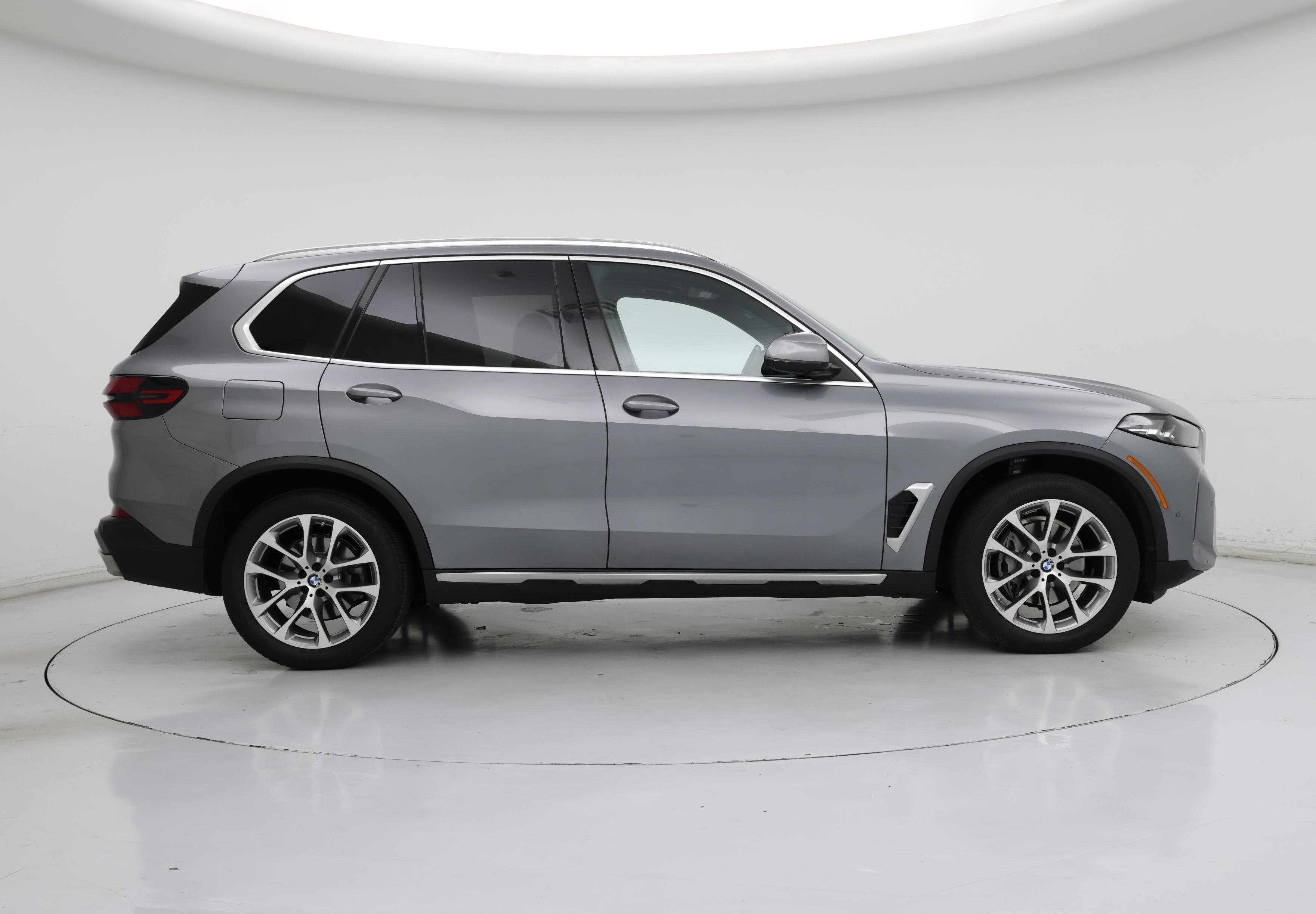 Thumbnail: 2024 BMW X5 - 7