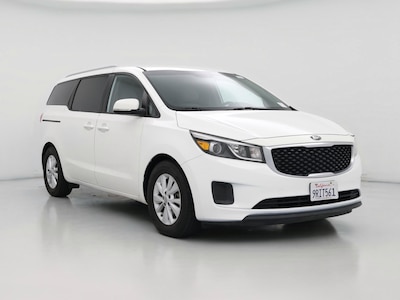 White 2016 Kia Sedona LX
