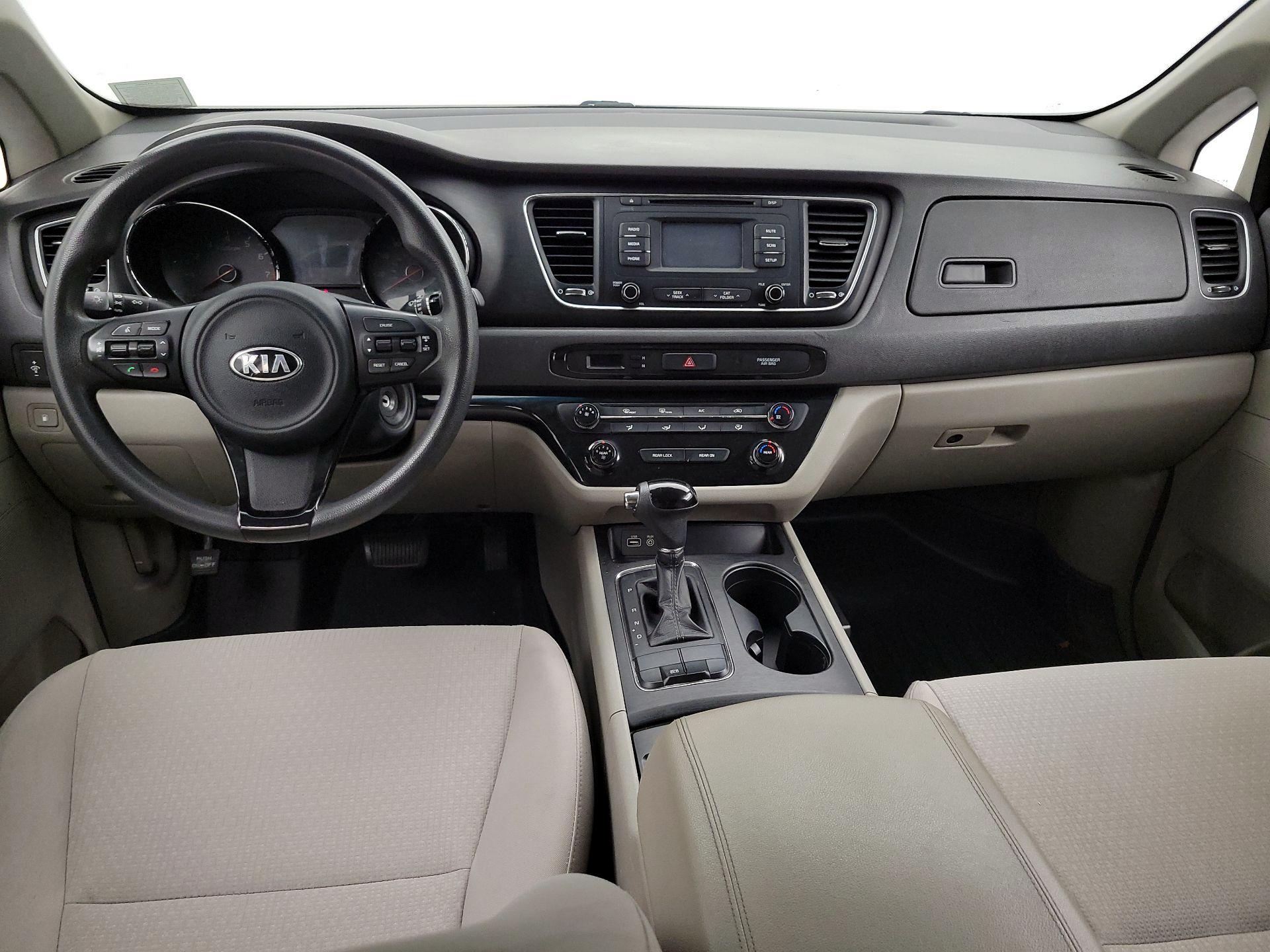 Thumbnail: 2016 Kia Sedona - 9