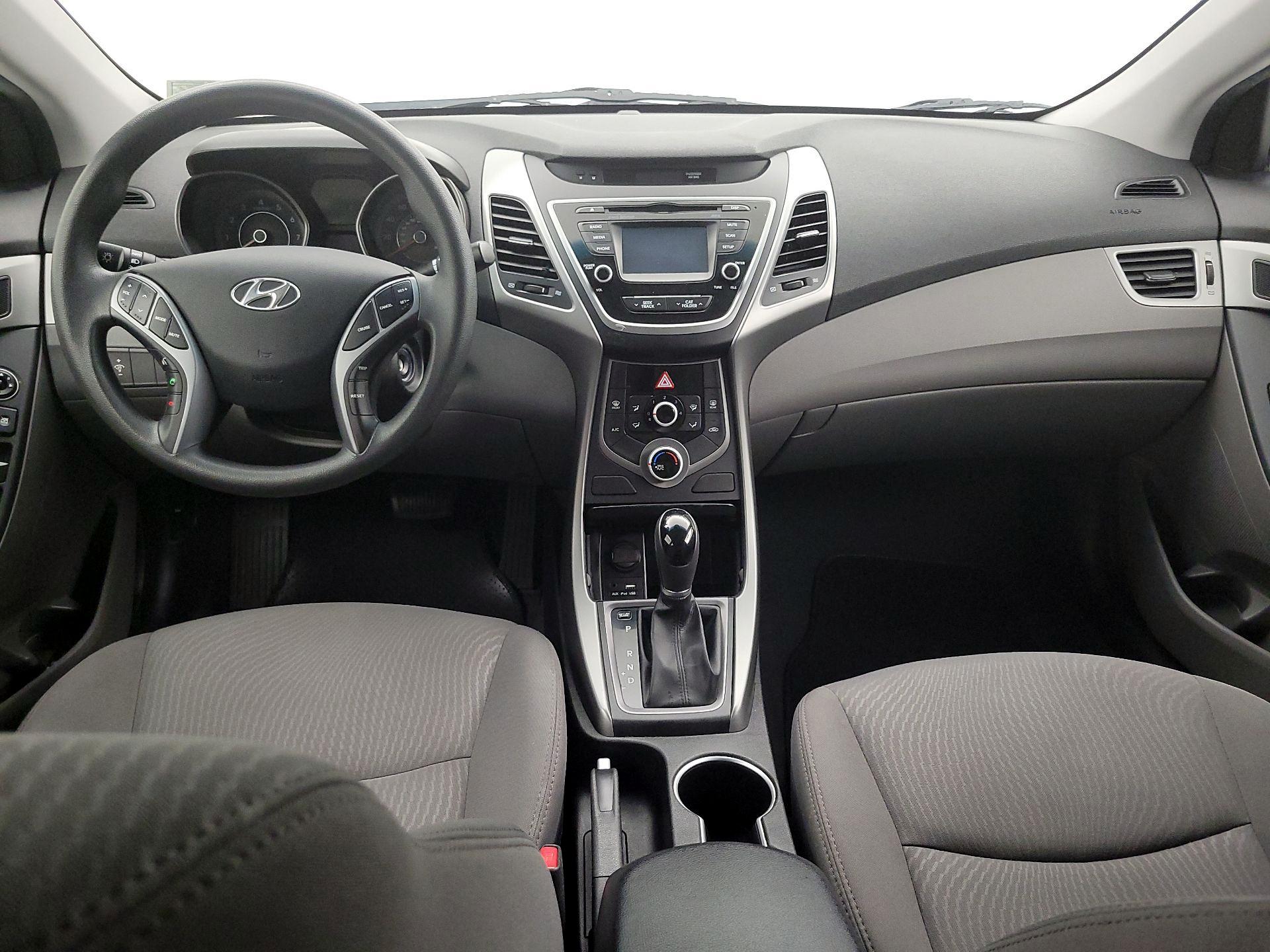 Thumbnail: 2016 Hyundai Elantra - 9