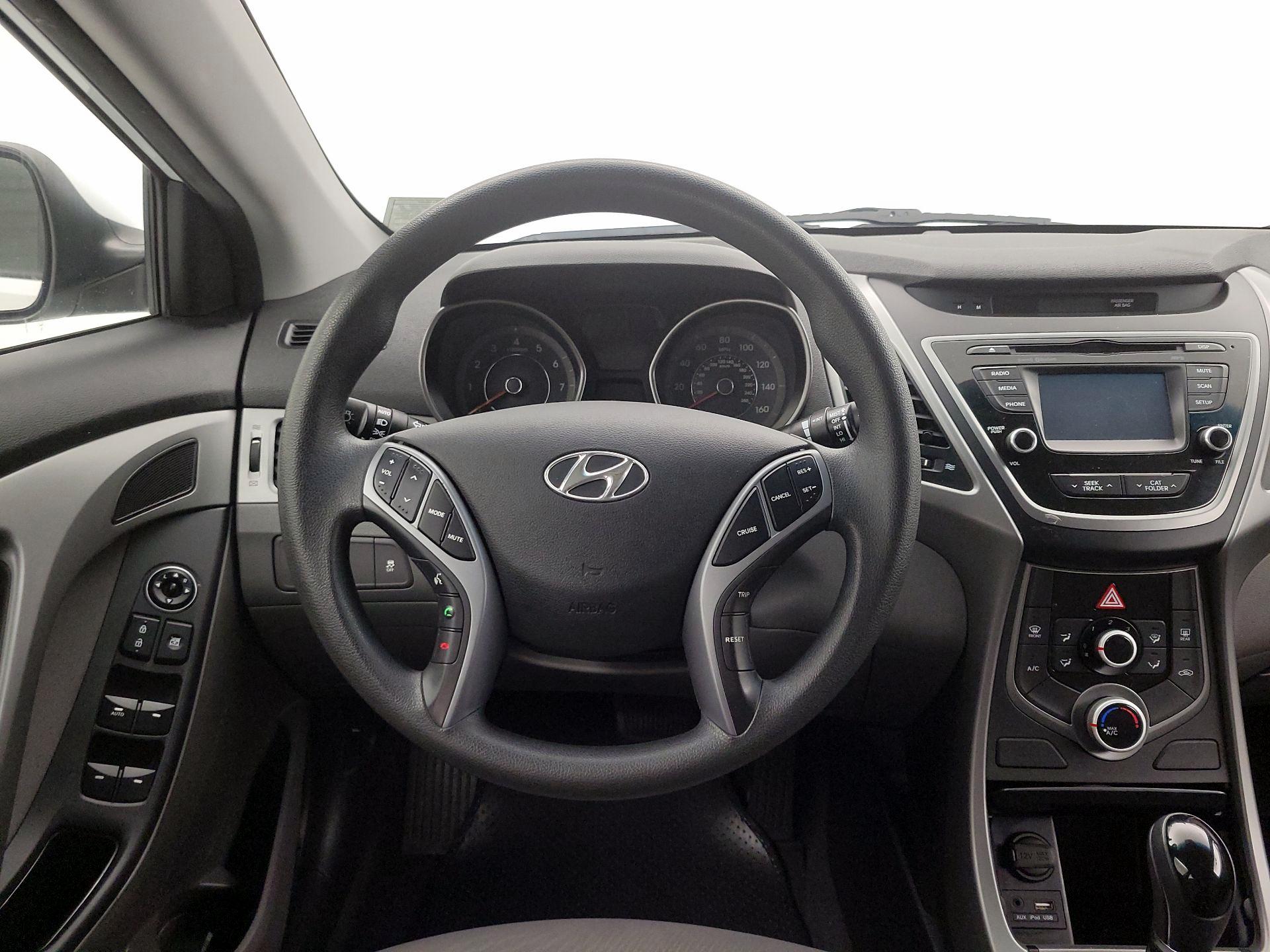 Thumbnail: 2016 Hyundai Elantra - 10