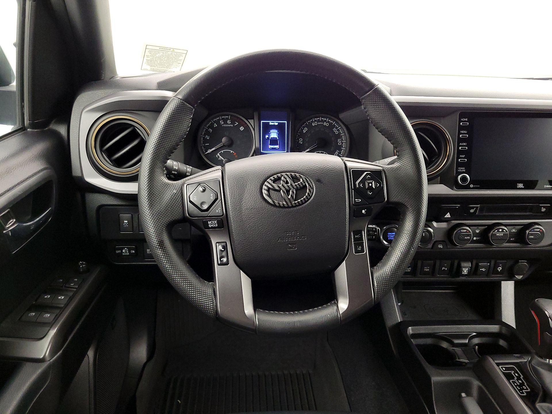 Thumbnail: 2021 Toyota Tacoma - 10