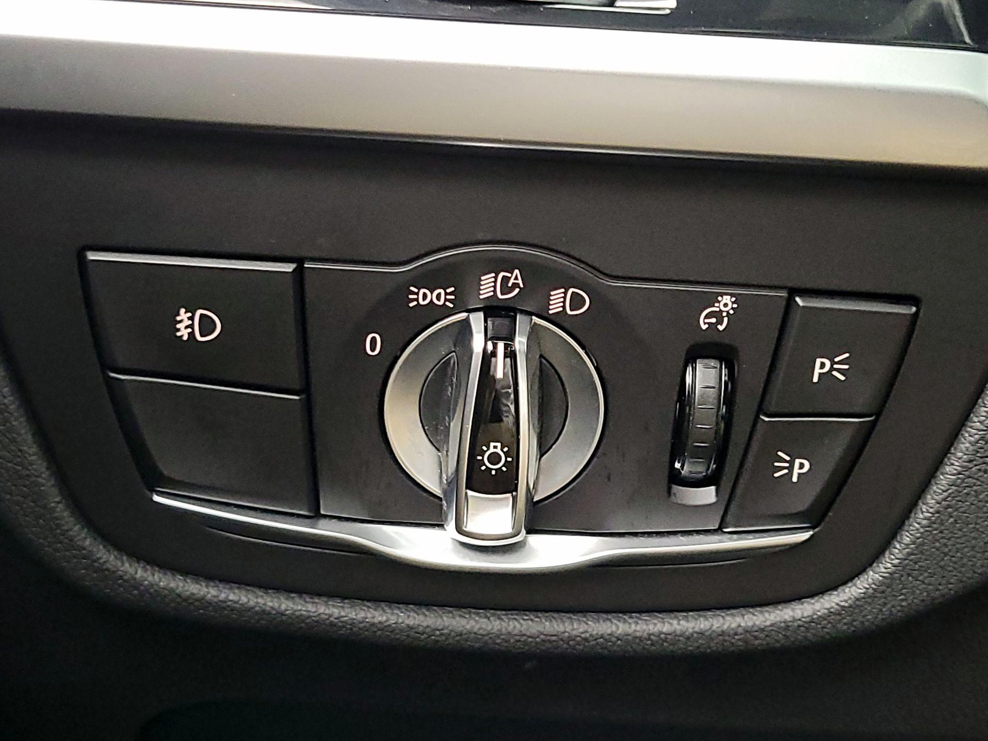 Thumbnail: 2019 BMW X3 - 13